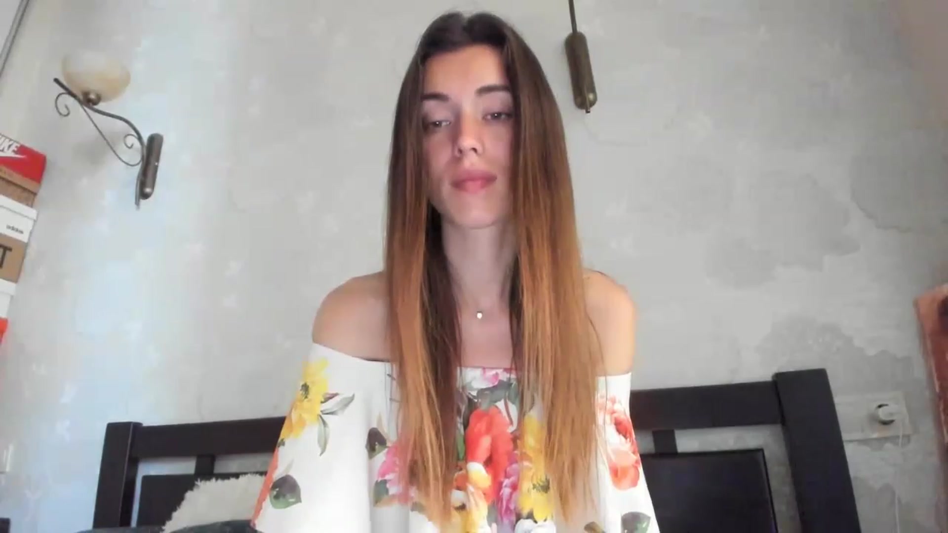 Gallery image thumbnail from Onekiss1's myfreecams stream on, 06/13/2023, 08:37 image 4 of 20