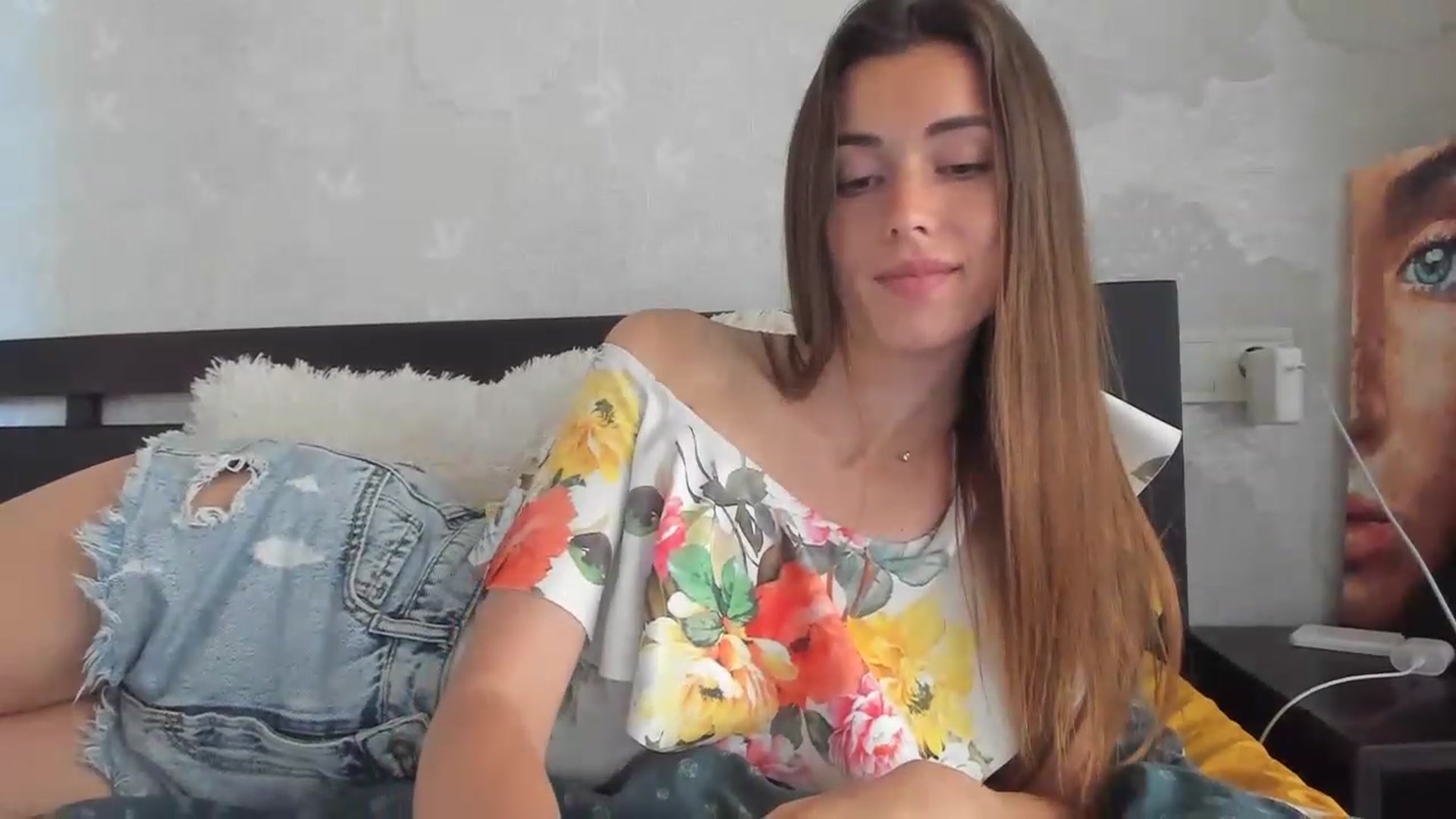 Gallery image thumbnail from Onekiss1's myfreecams stream on, 06/13/2023, 09:41 image 20 of 20