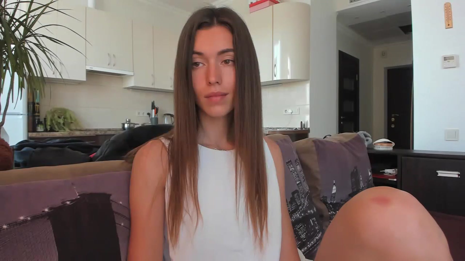 Gallery image thumbnail from Onekiss1's myfreecams stream on, 06/15/2023, 08:49 image 20 of 20