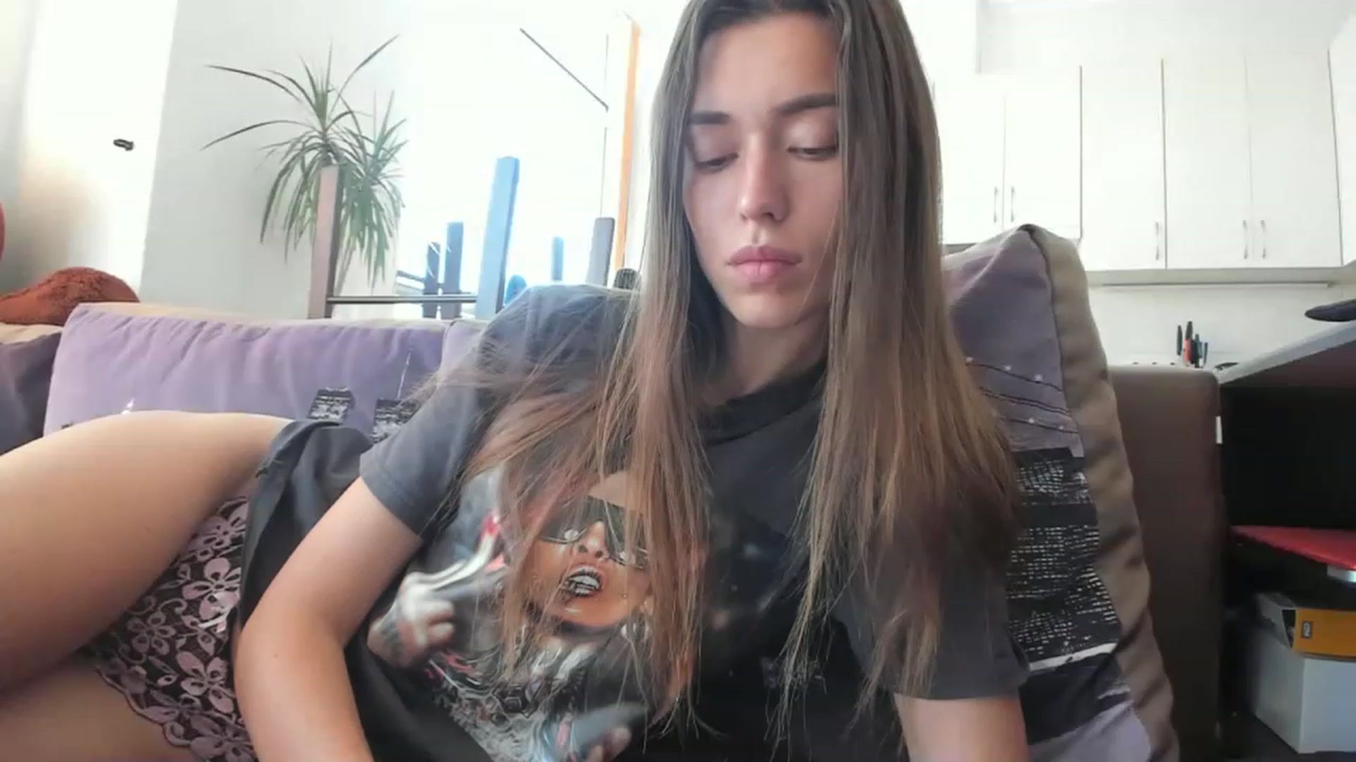 Gallery image thumbnail from Onekiss1's myfreecams stream on, 06/16/2023, 07:29 image 10 of 20