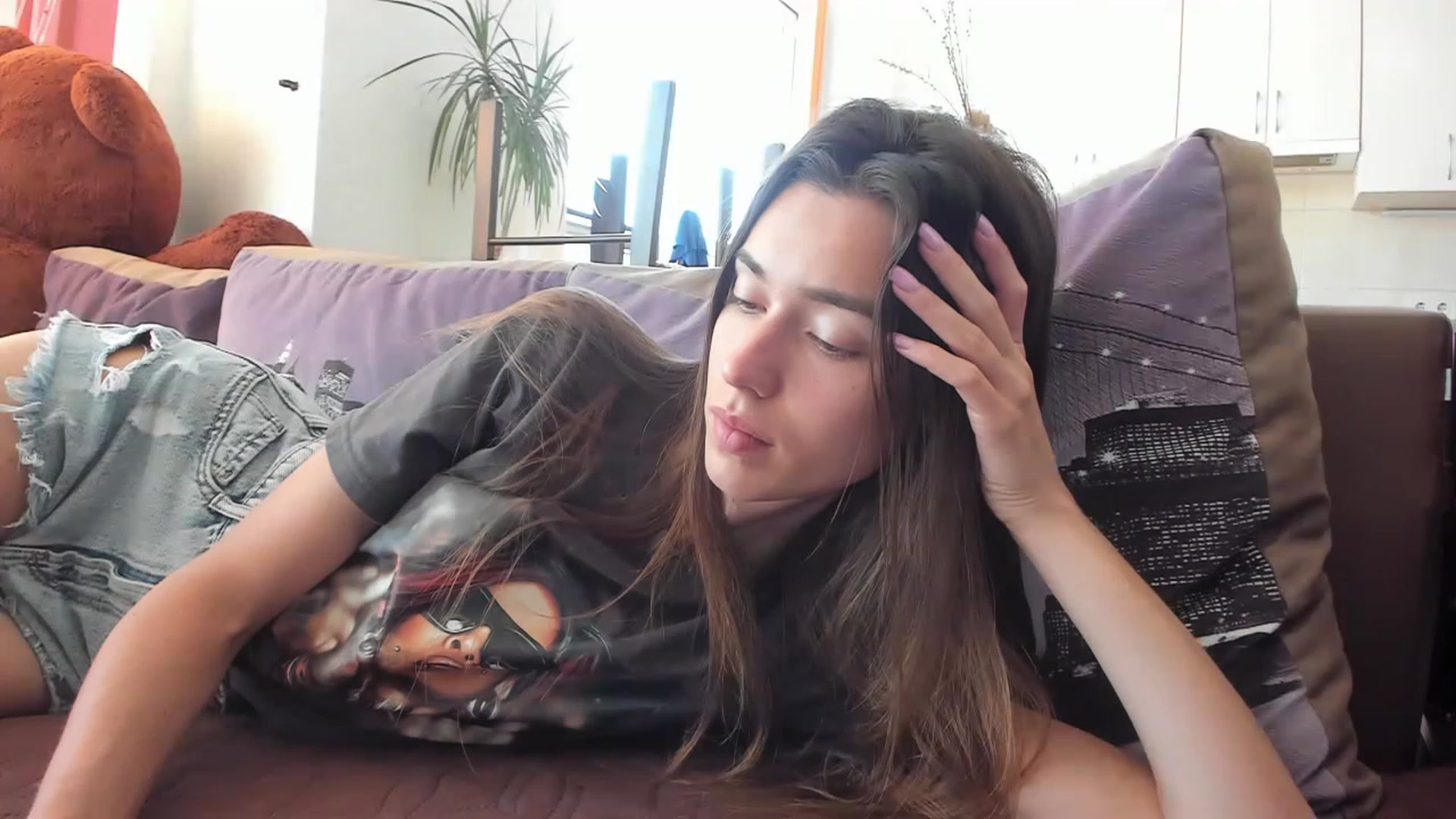 Gallery image thumbnail from Onekiss1's myfreecams stream on, 06/16/2023, 07:43 image 5 of 20
