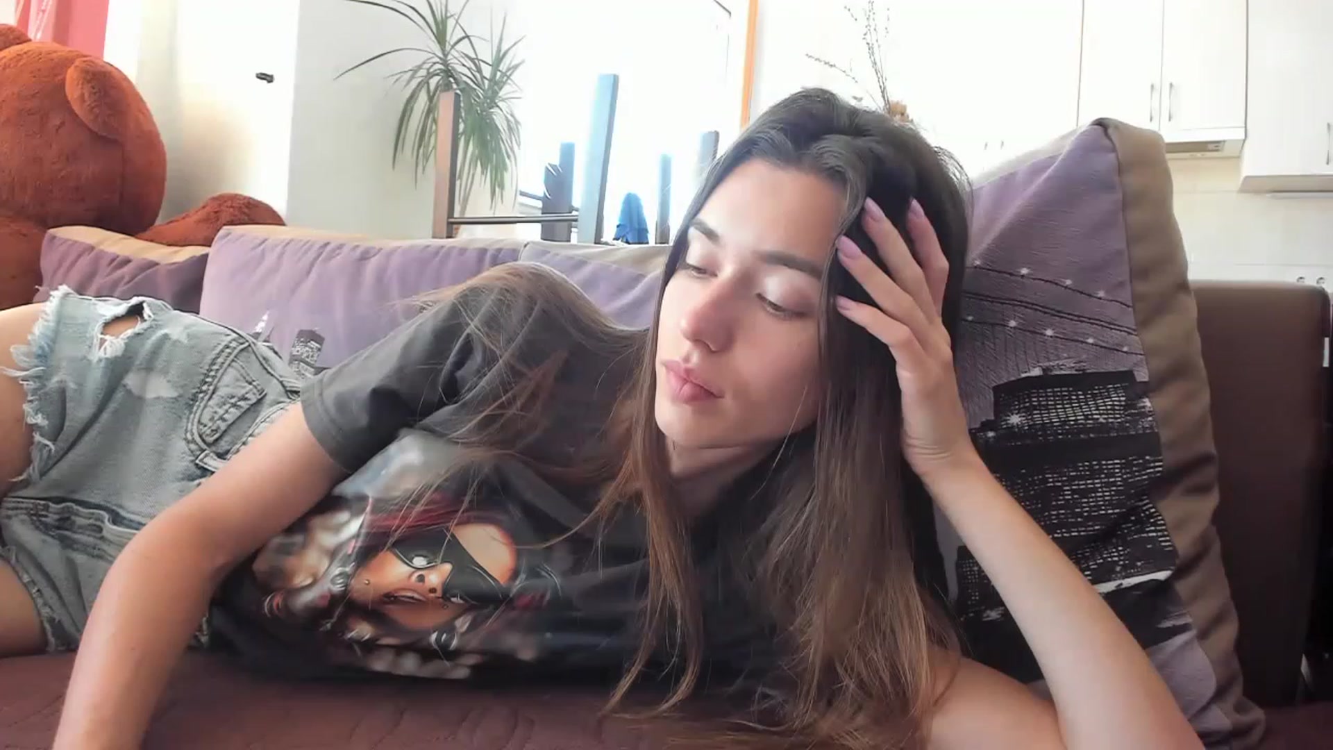 Gallery image thumbnail from Onekiss1's myfreecams stream on, 06/16/2023, 07:43 image 3 of 20