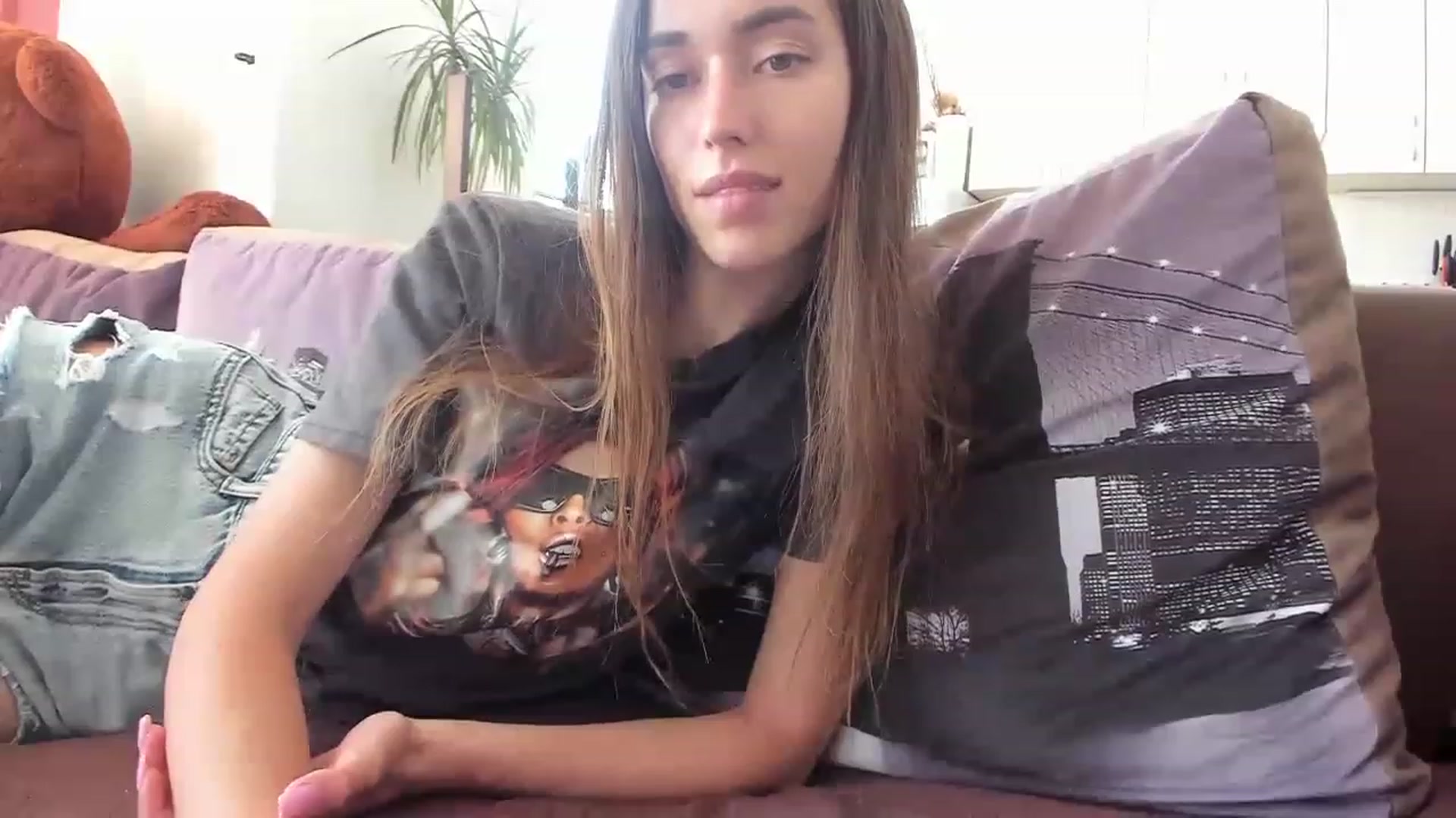 Gallery image thumbnail from Onekiss1's myfreecams stream on, 06/16/2023, 07:56 image 9 of 20