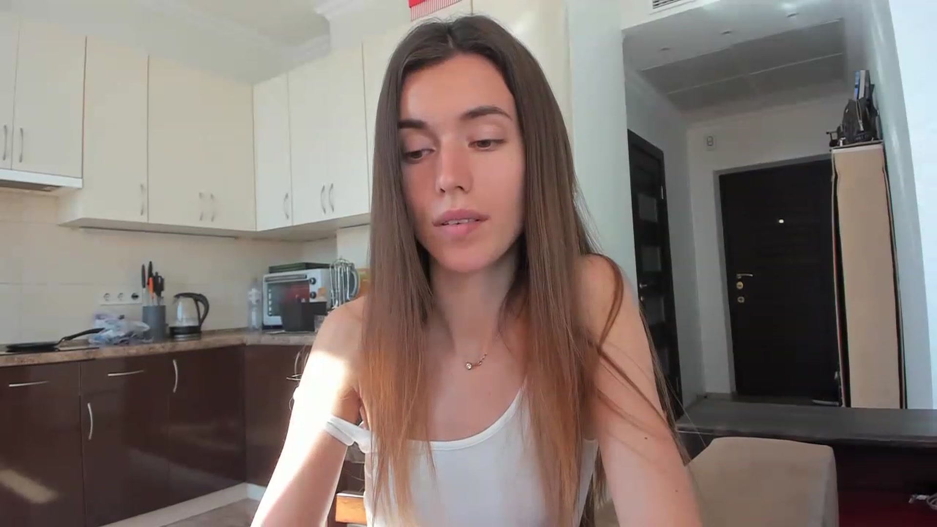 Gallery image thumbnail from Onekiss1's myfreecams stream on, 06/17/2023, 06:57 image 12 of 20