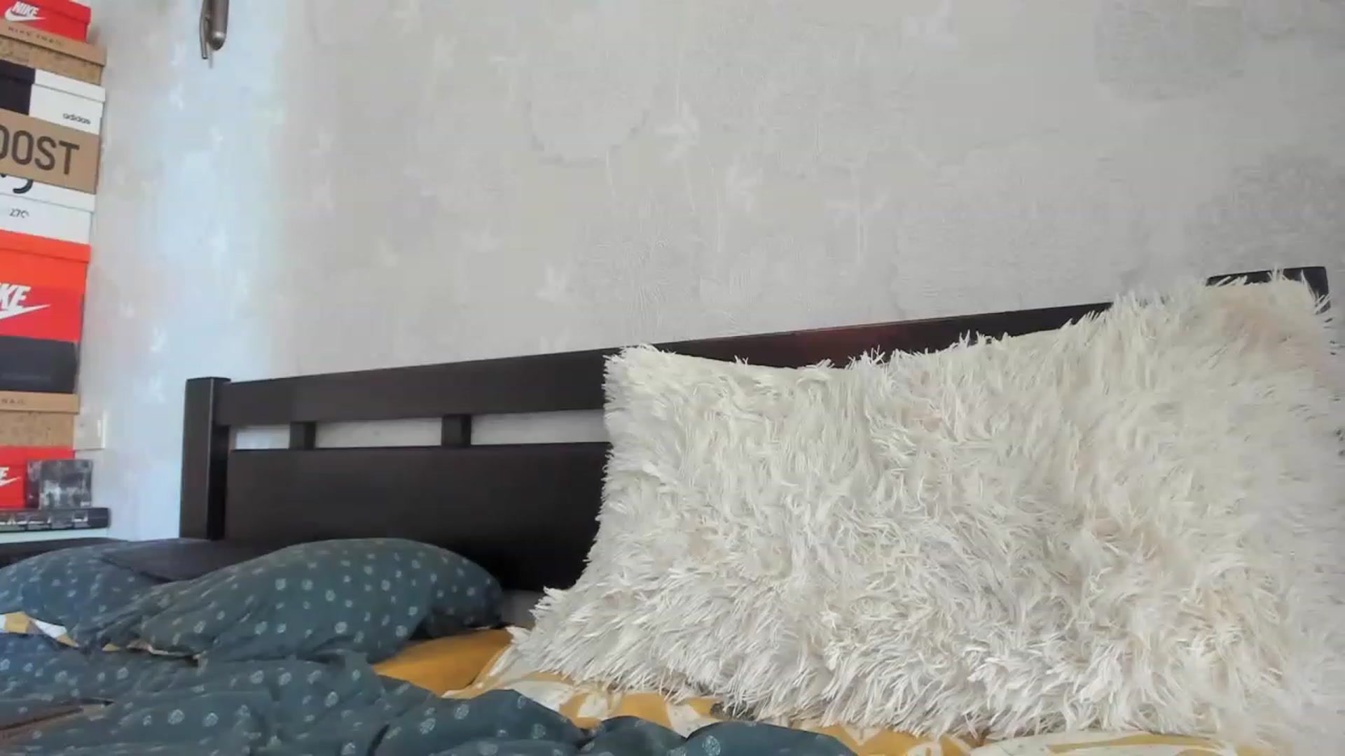 Gallery image thumbnail from Onekiss1's myfreecams stream on, 06/20/2023, 08:25 image 20 of 20