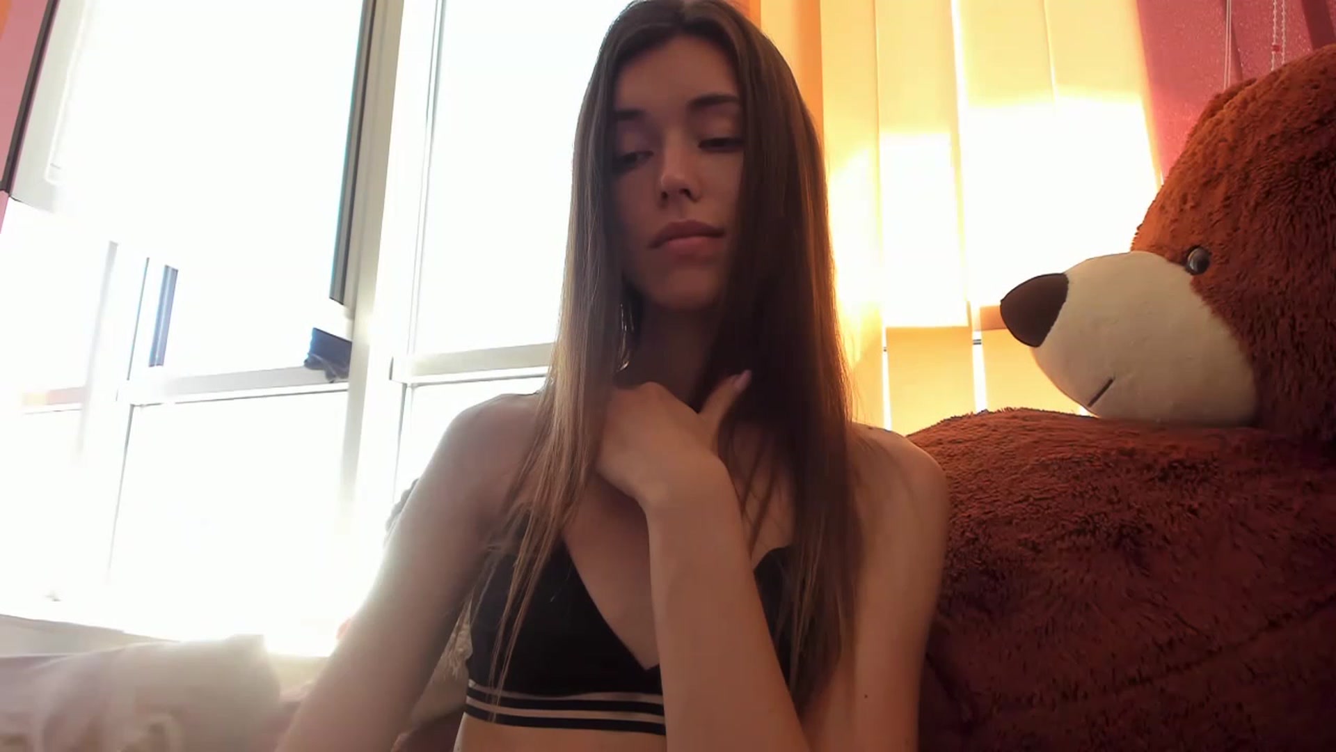 Gallery image thumbnail from Onekiss1's myfreecams stream on, 06/22/2023, 08:15 image 16 of 20