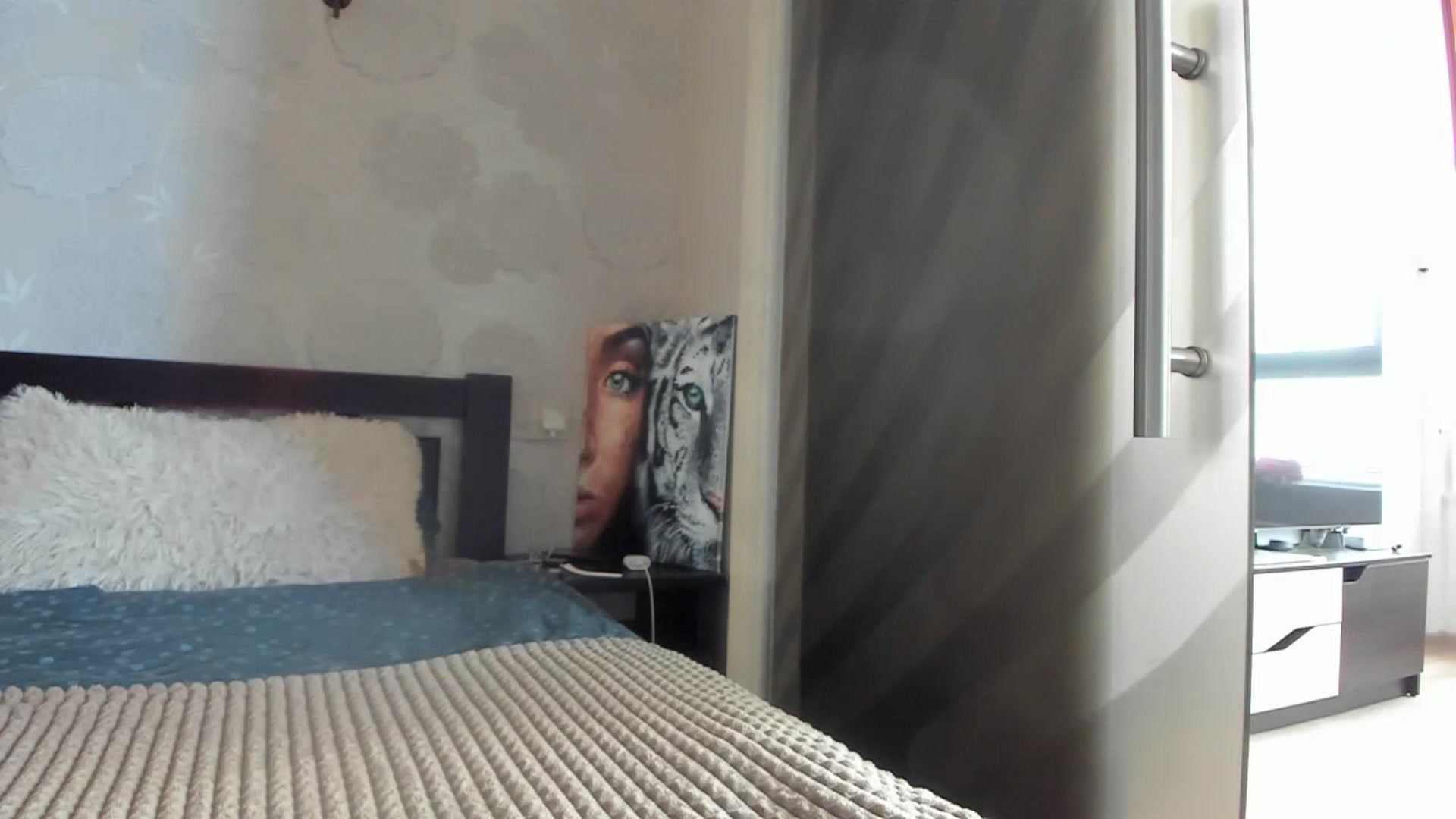 Gallery image thumbnail from Onekiss1's myfreecams stream on, 06/26/2023, 07:59 image 2 of 20