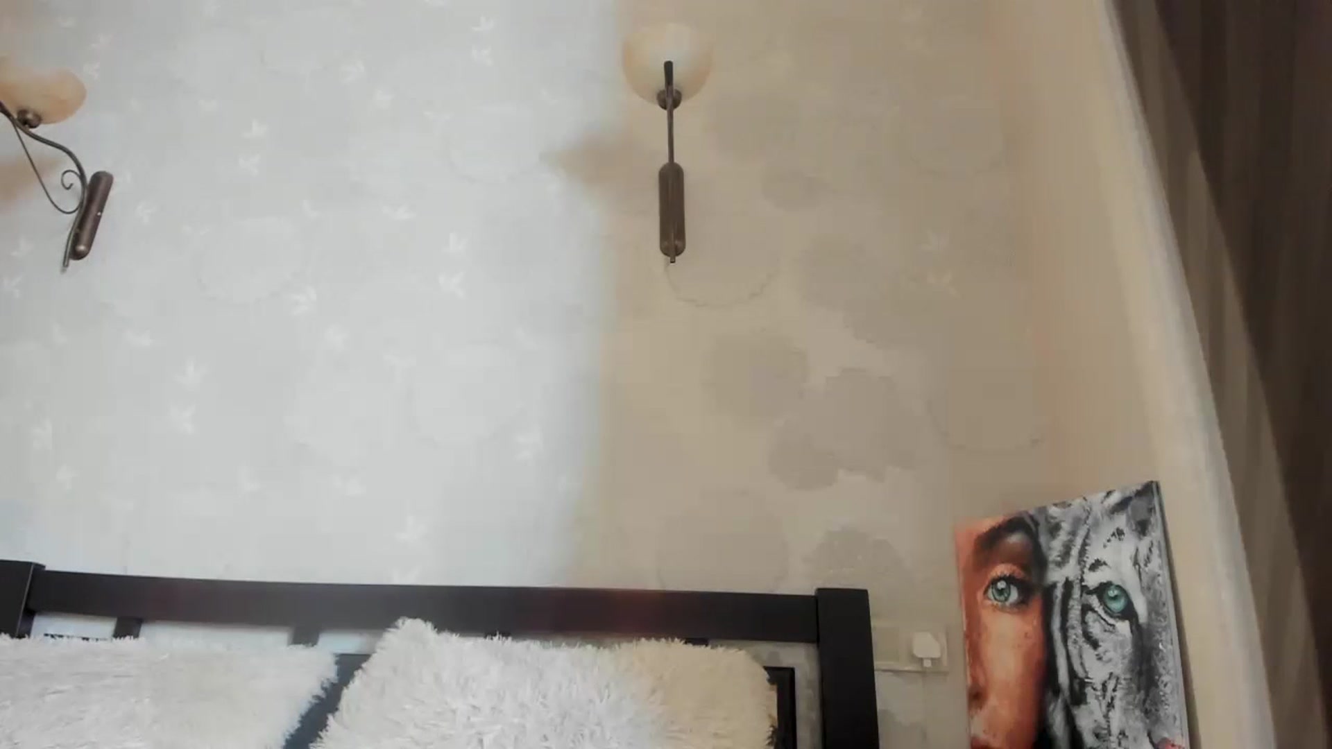 Gallery image thumbnail from Onekiss1's myfreecams stream on, 06/26/2023, 07:59 image 19 of 20