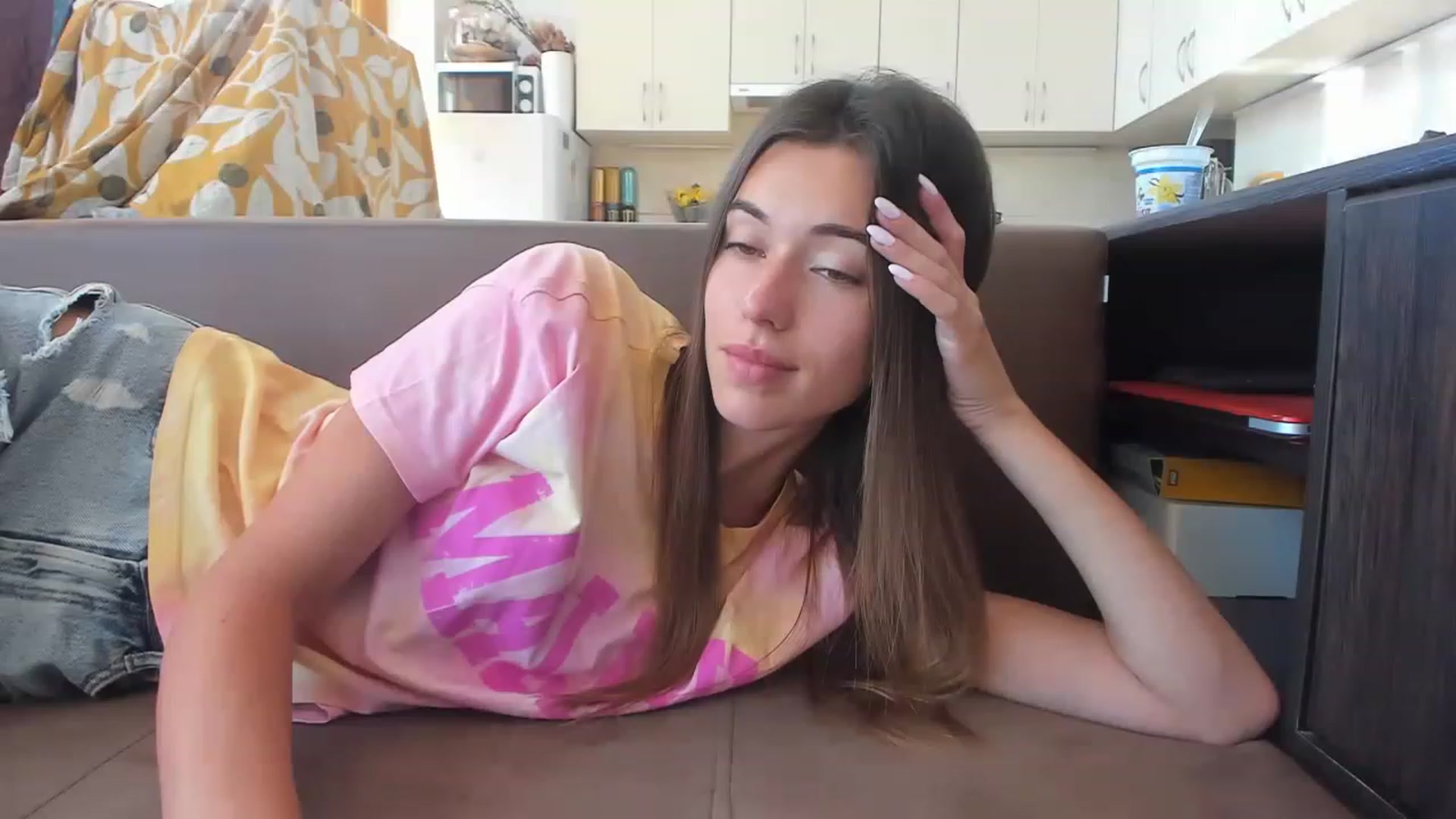 Gallery image thumbnail from Onekiss1's myfreecams stream on, 06/27/2023, 05:19 image 17 of 20
