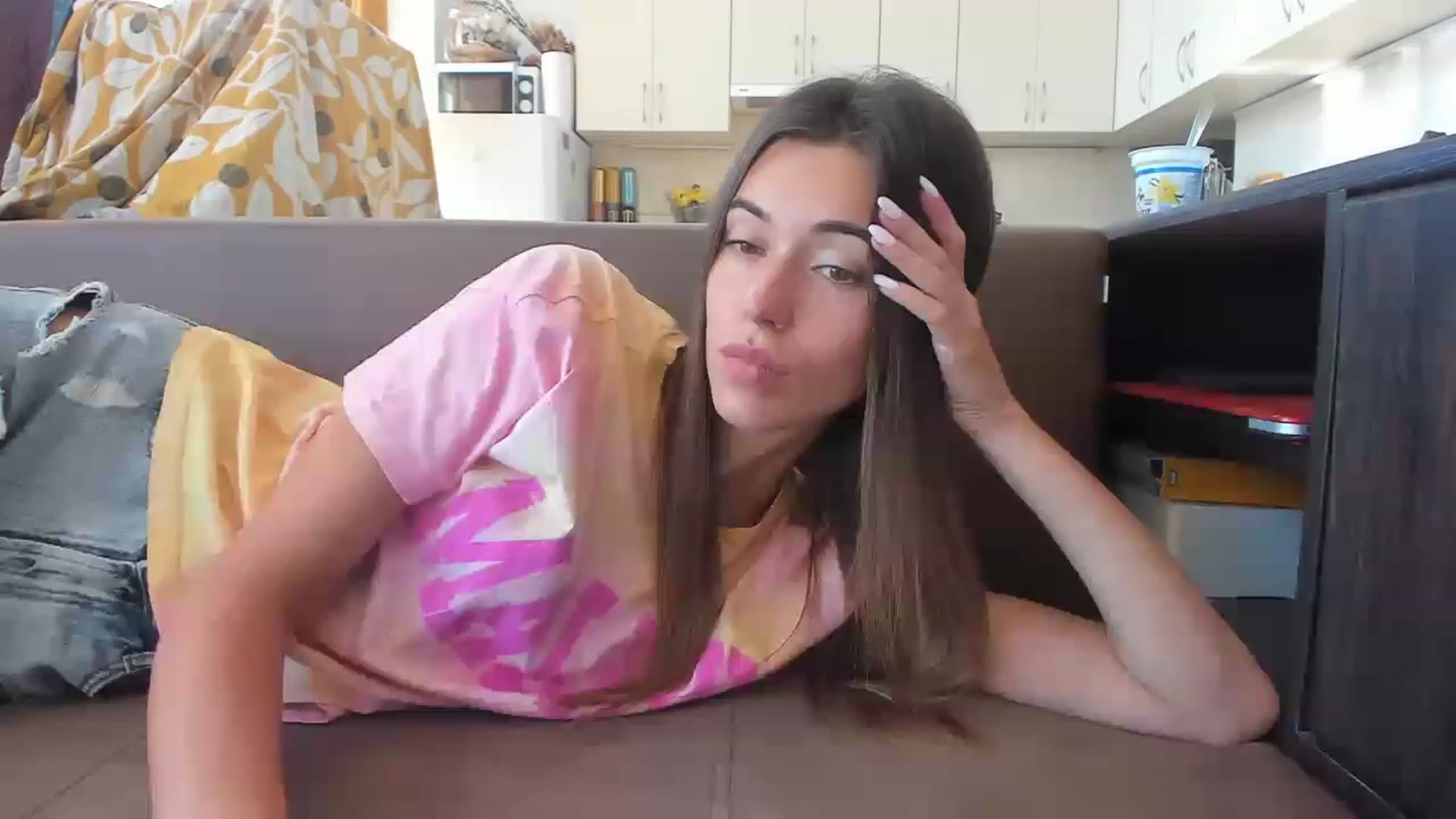 Gallery image thumbnail from Onekiss1's myfreecams stream on, 06/27/2023, 05:19 image 16 of 20