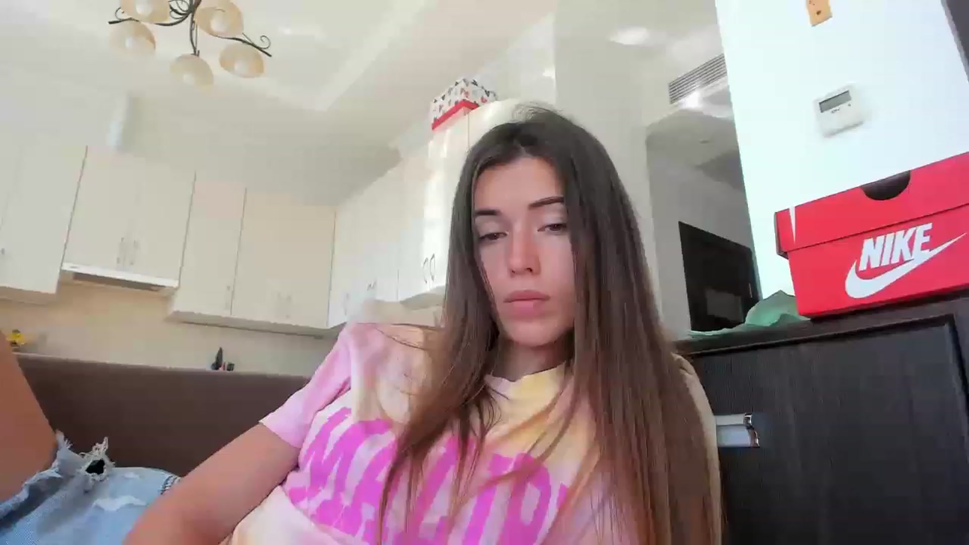 Gallery image thumbnail from Onekiss1's myfreecams stream on, 06/27/2023, 06:50 image 2 of 20