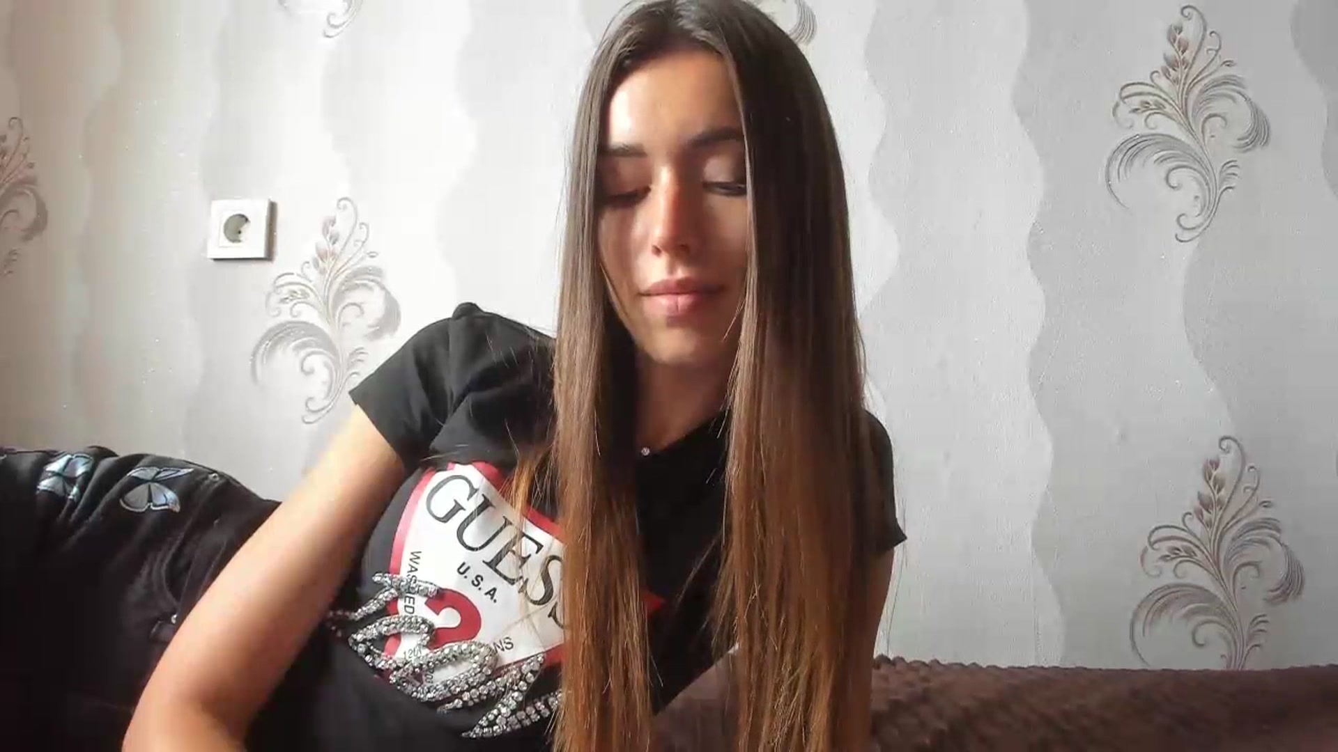 Gallery image thumbnail from Onekiss1's myfreecams stream on, 07/13/2023, 11:46 image 10 of 20