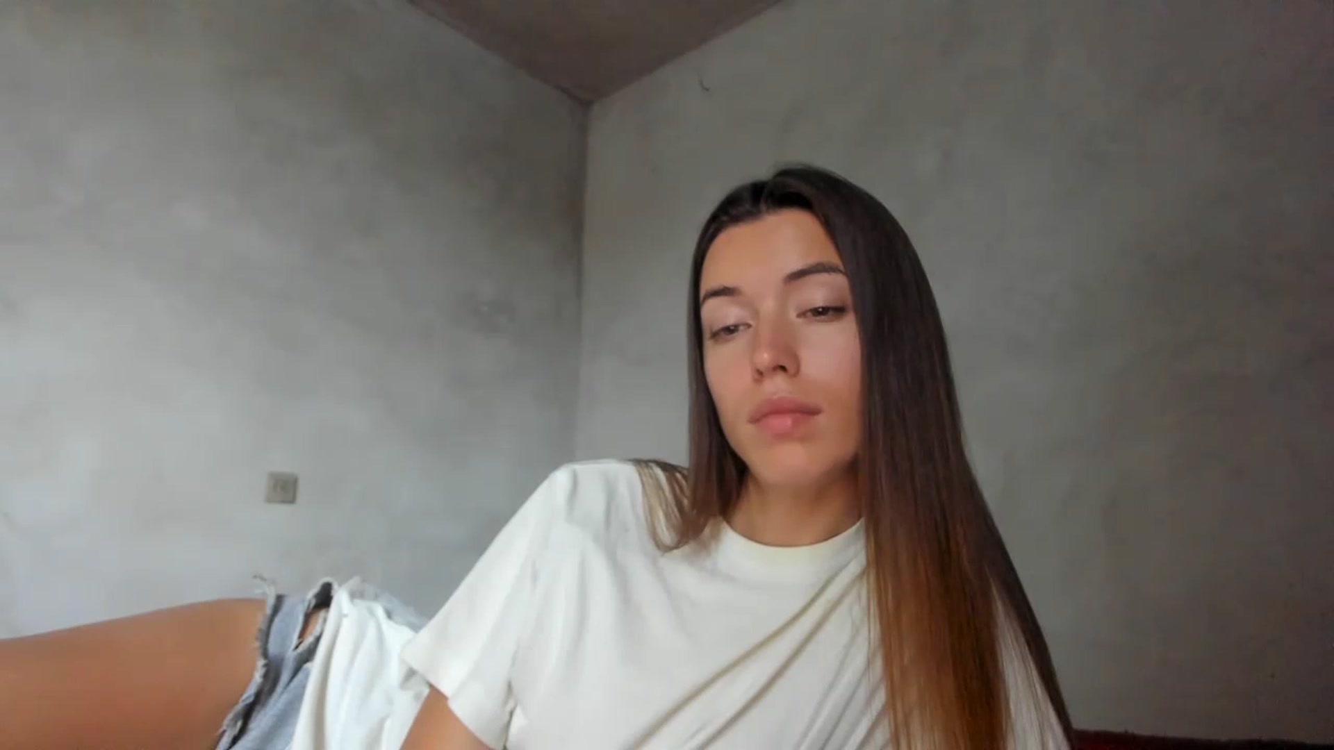 Gallery image thumbnail from Onekiss1's myfreecams stream on, 07/18/2023, 06:36 image 18 of 20