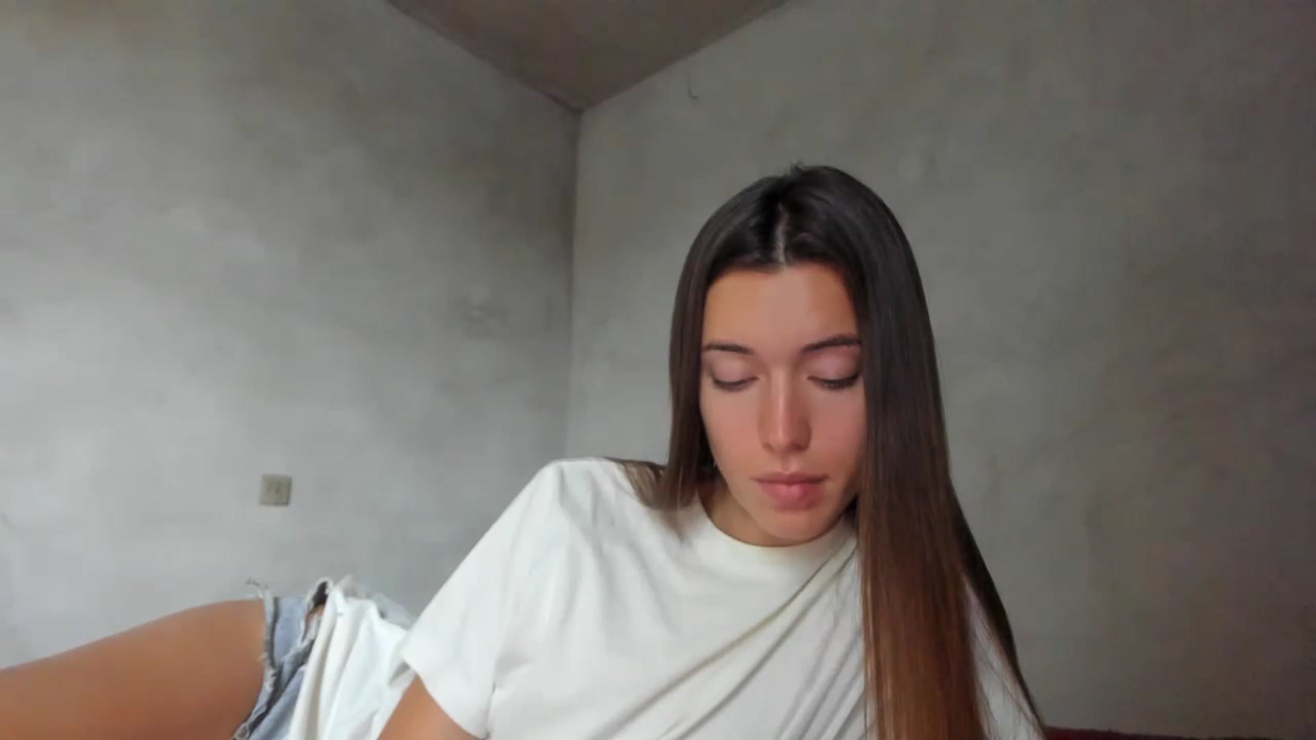 Gallery image thumbnail from Onekiss1's myfreecams stream on, 07/18/2023, 06:36 image 16 of 20