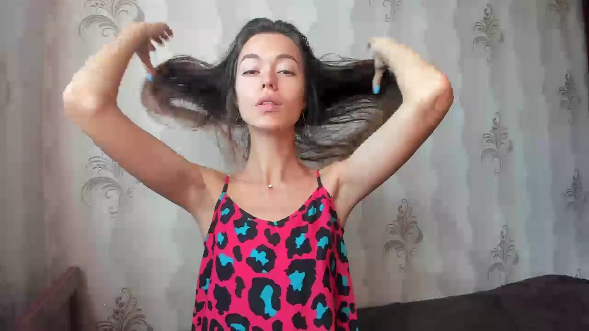 Gallery image thumbnail from Onekiss1's myfreecams stream on, 07/19/2023, 05:25 image 6 of 20