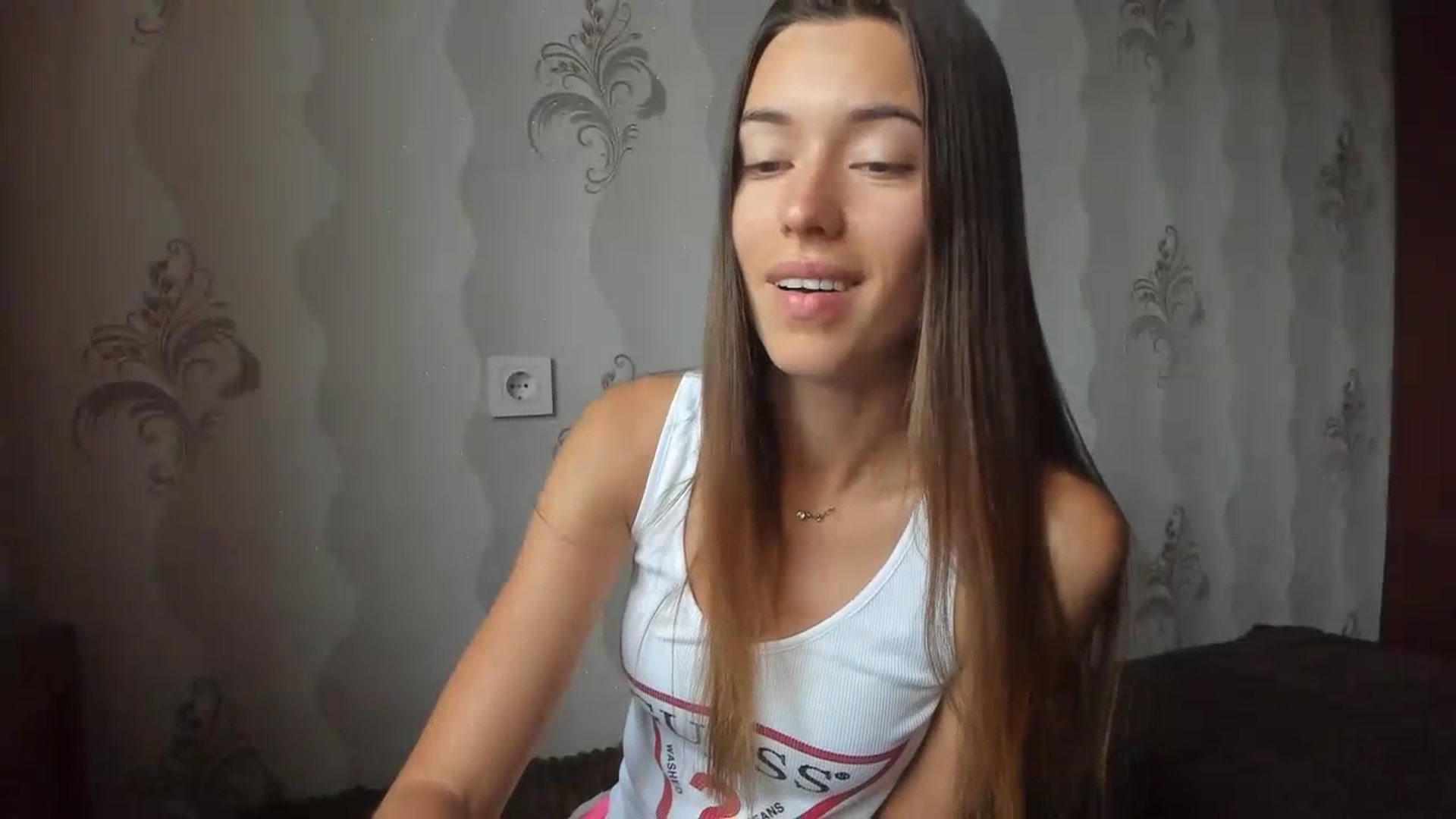 Gallery image thumbnail from Onekiss1's myfreecams stream on, 07/20/2023, 07:15 image 12 of 20