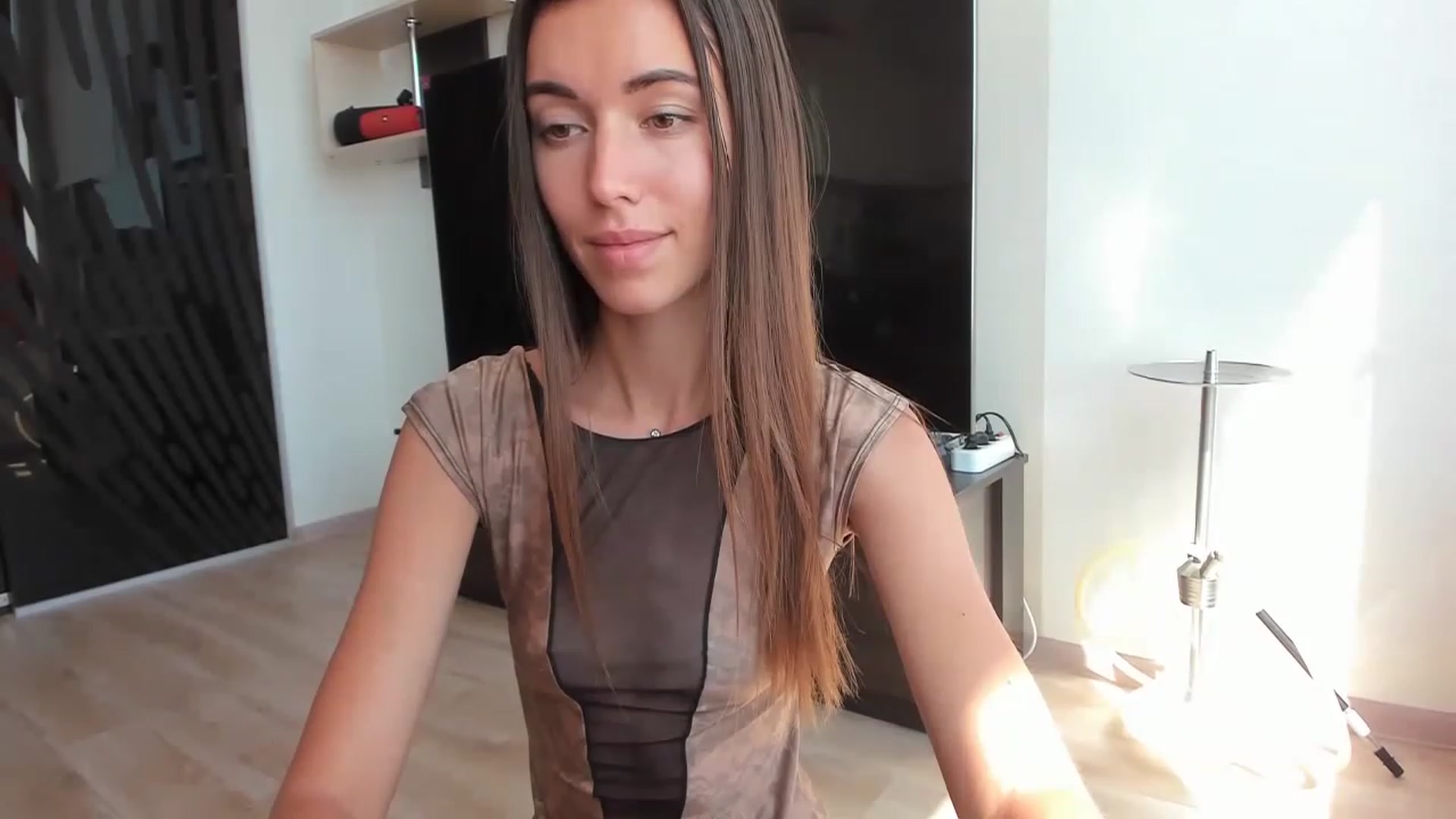 Gallery image thumbnail from Onekiss1's myfreecams stream on, 08/16/2023, 07:52 image 17 of 20