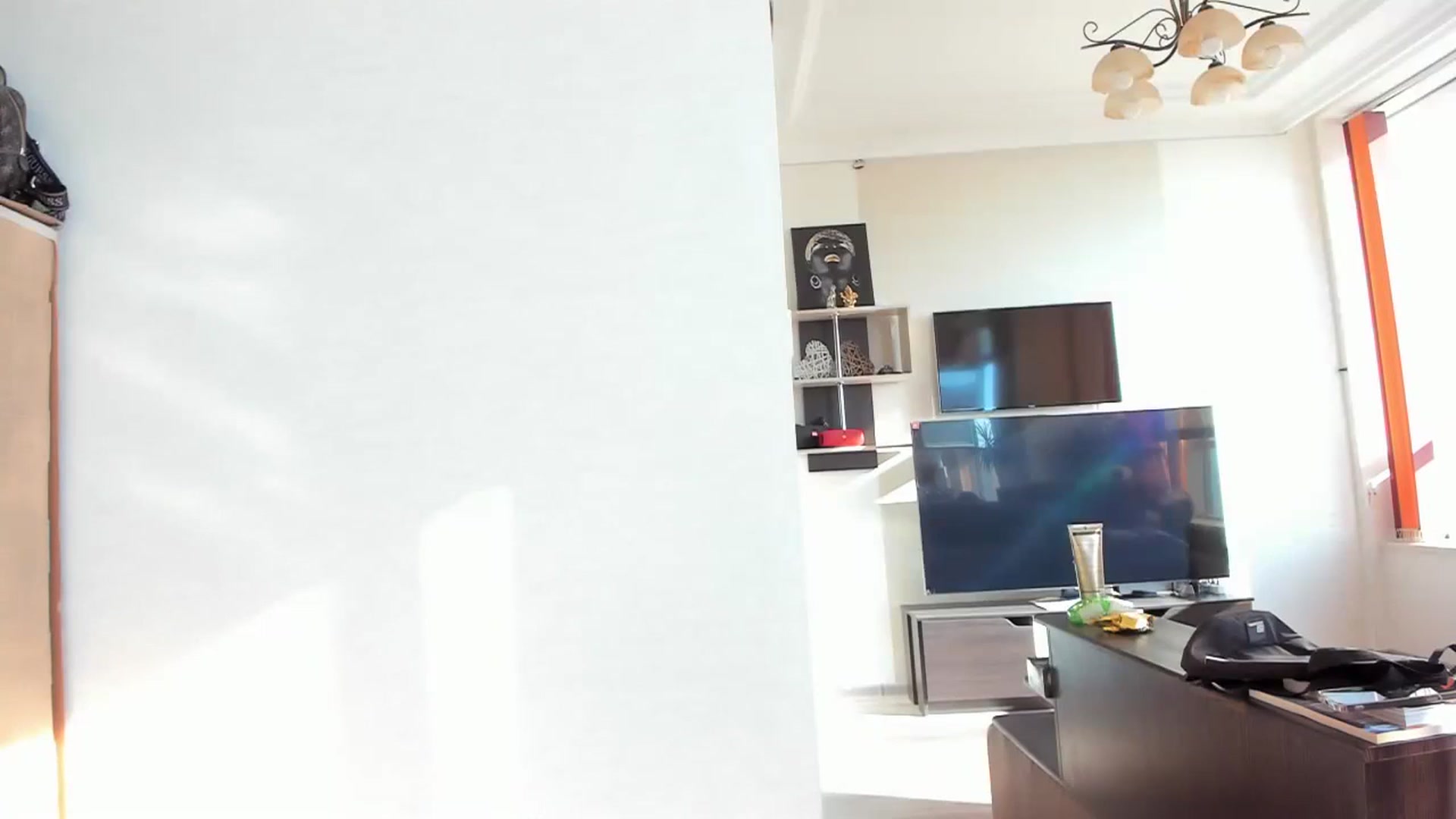 Gallery image thumbnail from Onekiss1's myfreecams stream on, 08/17/2023, 05:37 image 9 of 20