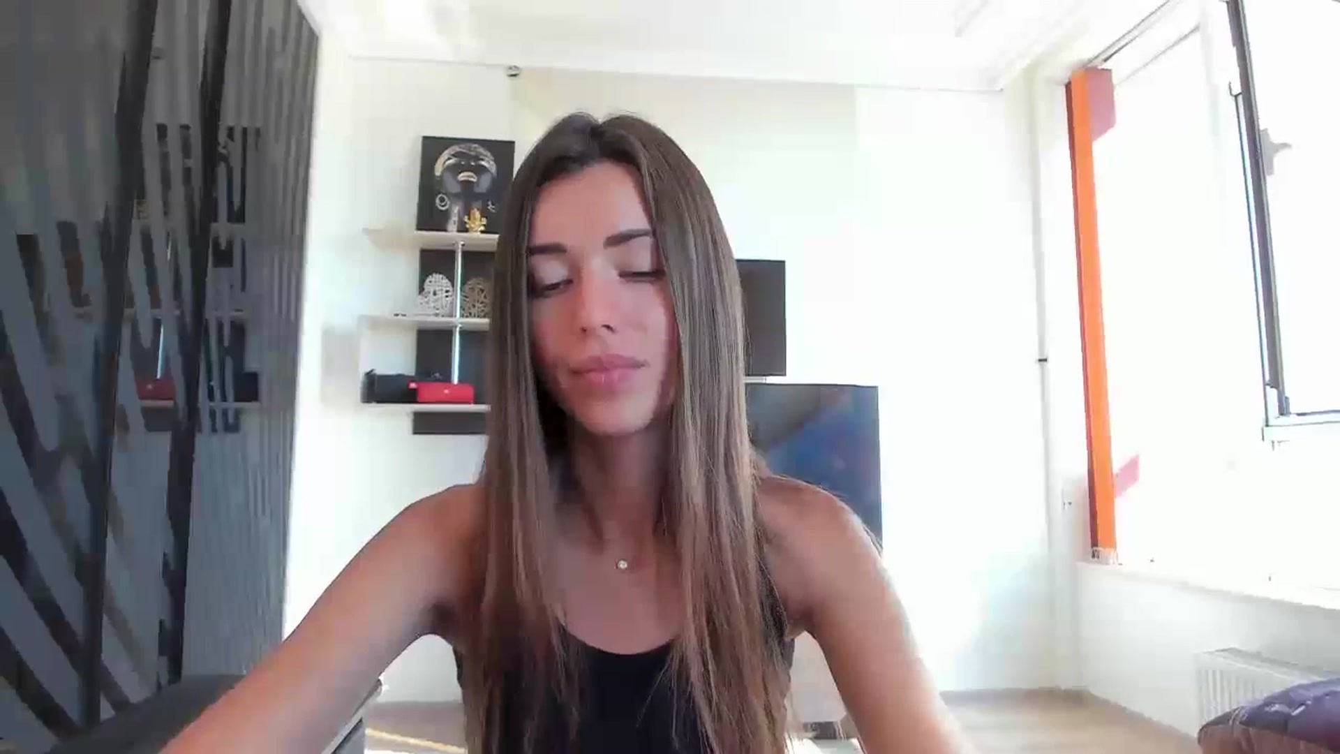 Gallery image thumbnail from Onekiss1's myfreecams stream on, 08/17/2023, 06:54 image 5 of 20