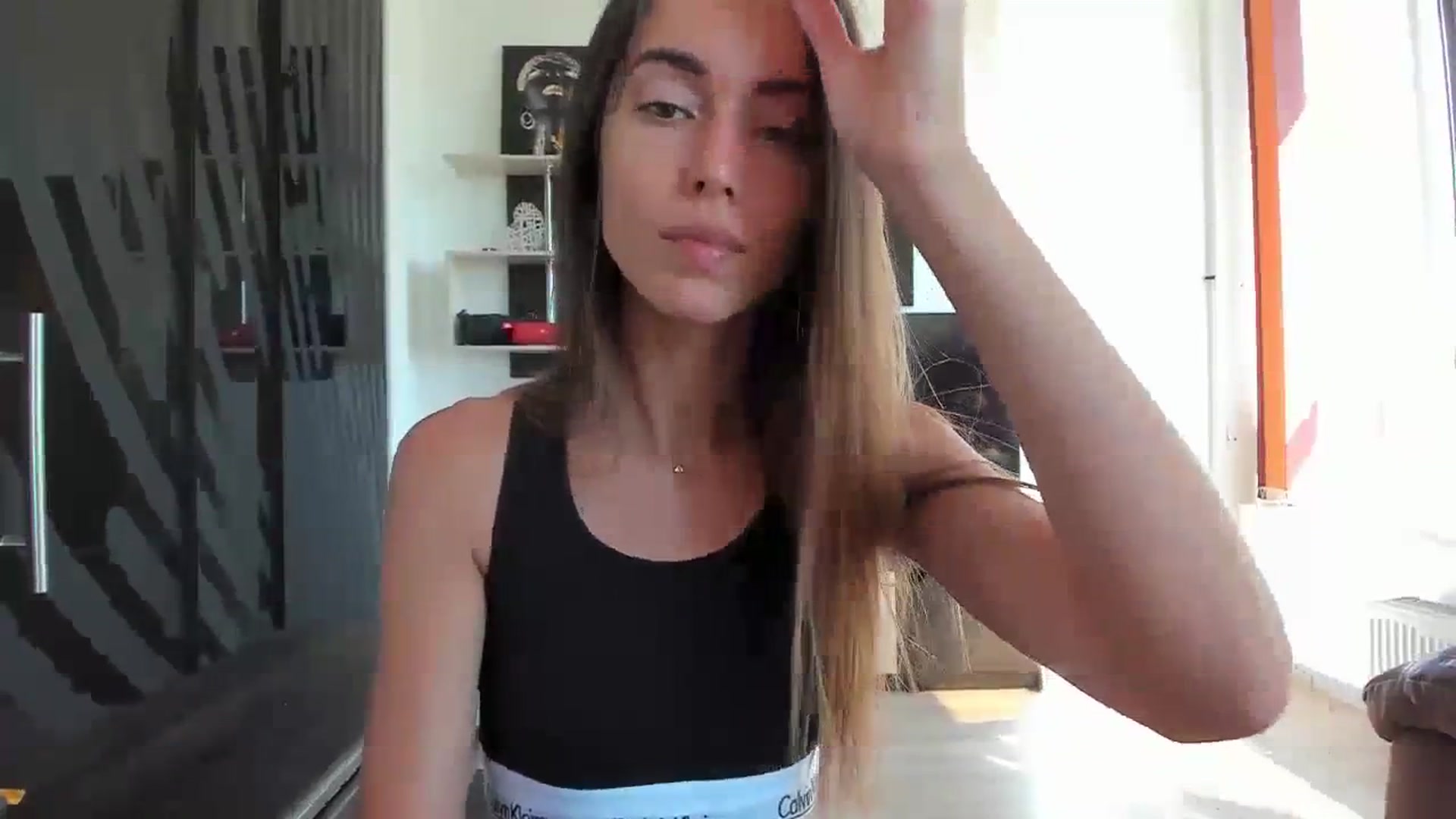 Gallery image thumbnail from Onekiss1's myfreecams stream on, 08/17/2023, 07:39 image 2 of 20