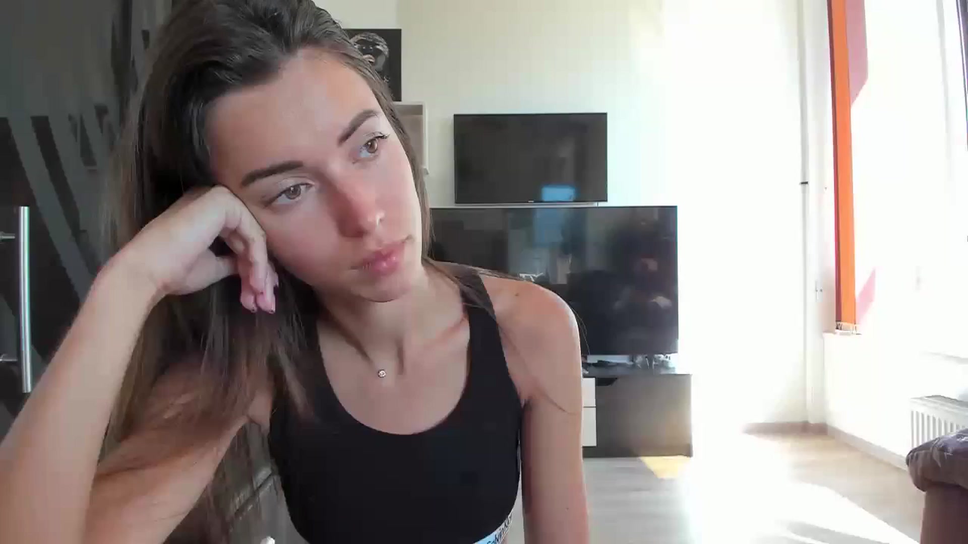 Gallery image thumbnail from Onekiss1's myfreecams stream on, 08/17/2023, 07:39 image 10 of 20