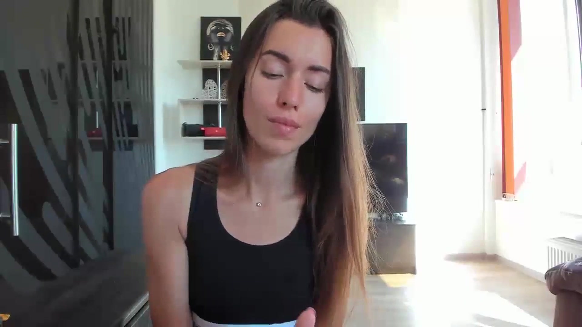 Gallery image thumbnail from Onekiss1's myfreecams stream on, 08/17/2023, 07:39 image 6 of 20