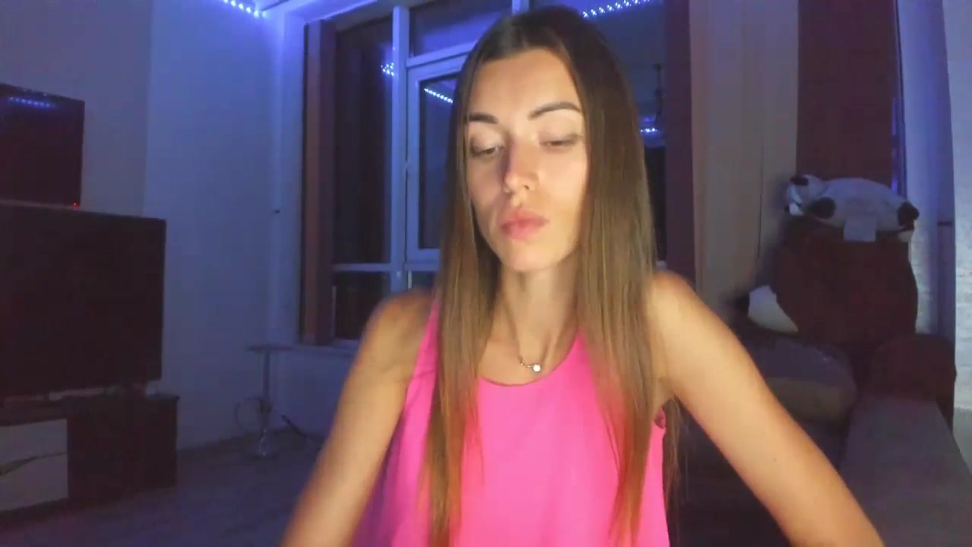 Gallery image thumbnail from Onekiss1's myfreecams stream on, 08/20/2023, 19:05 image 7 of 20