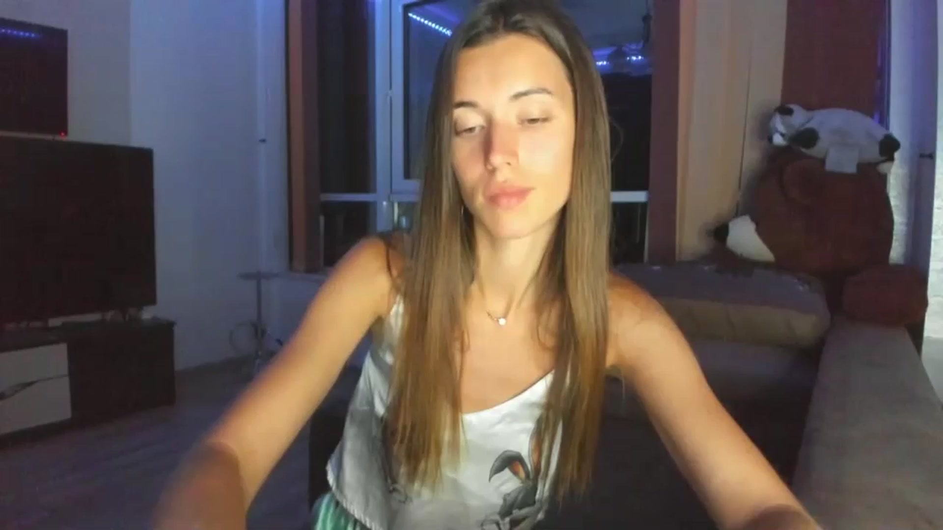 Gallery image thumbnail from Onekiss1's myfreecams stream on, 08/20/2023, 19:05 image 1 of 20