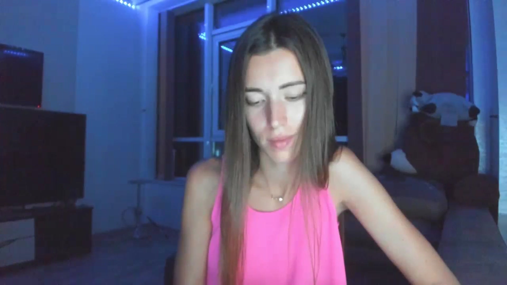 Gallery image thumbnail from Onekiss1's myfreecams stream on, 08/20/2023, 19:05 image 8 of 20