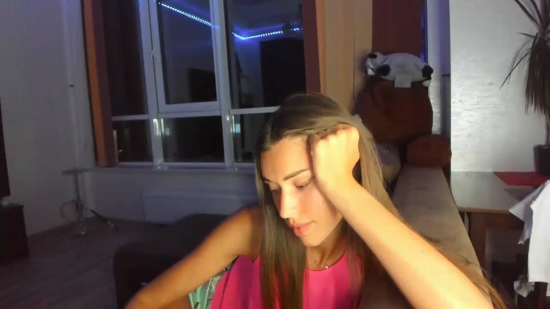 Gallery image thumbnail from Onekiss1's myfreecams stream on, 08/20/2023, 19:05 image 18 of 20