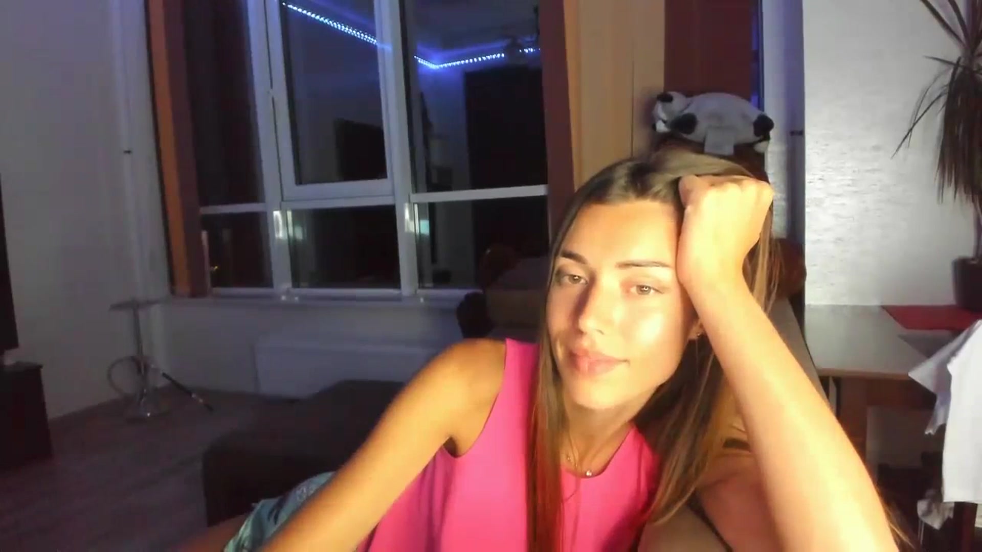Gallery image thumbnail from Onekiss1's myfreecams stream on, 08/20/2023, 19:05 image 12 of 20