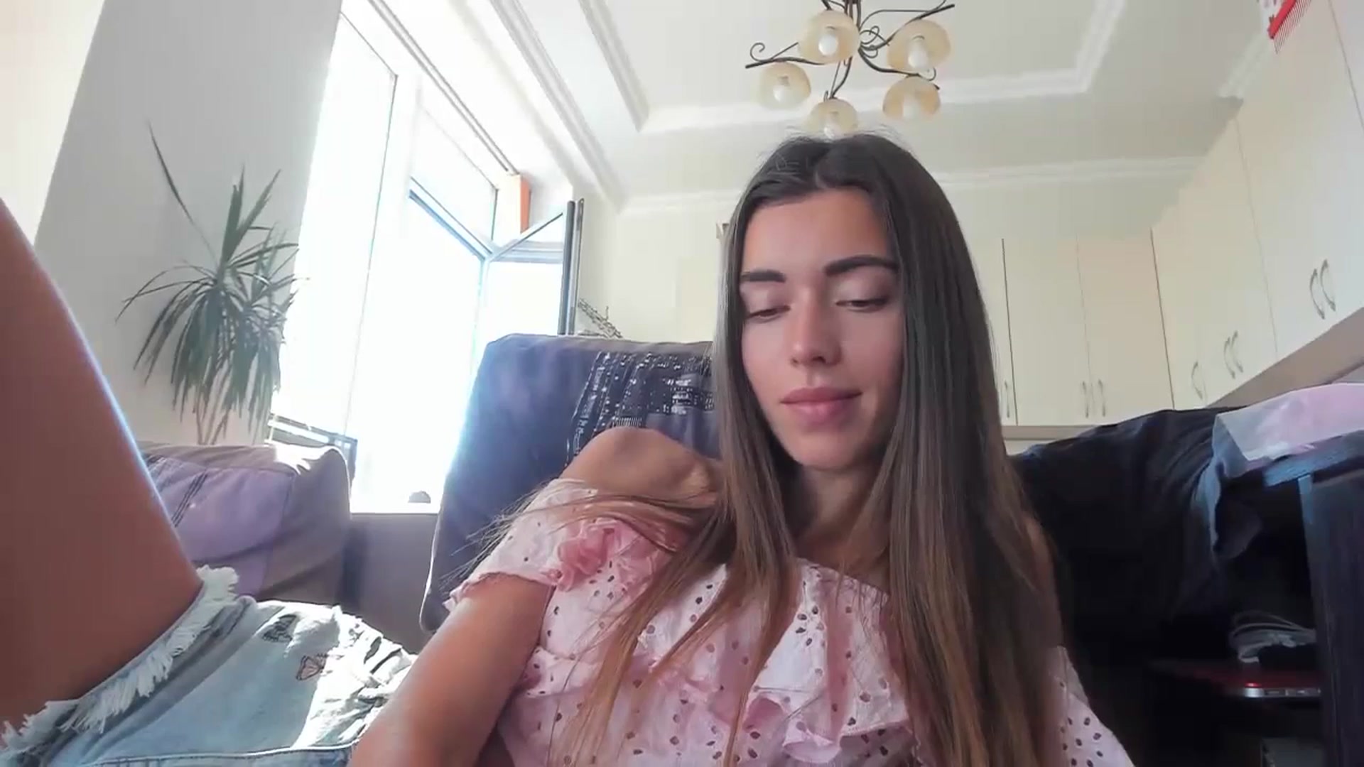 Gallery image thumbnail from Onekiss1's myfreecams stream on, 08/31/2023, 07:22 image 18 of 20