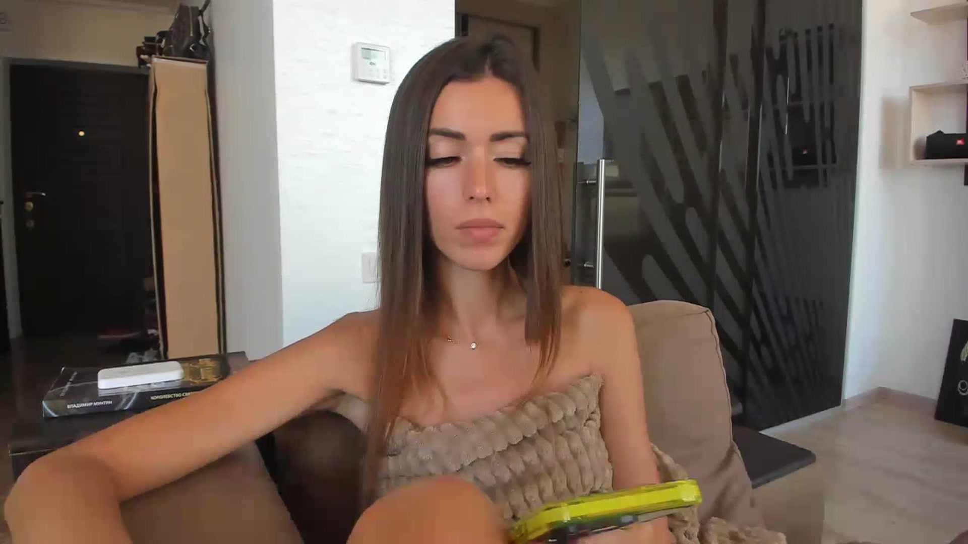 Gallery image thumbnail from Onekiss1's myfreecams stream on, 09/05/2023, 11:09 image 3 of 20