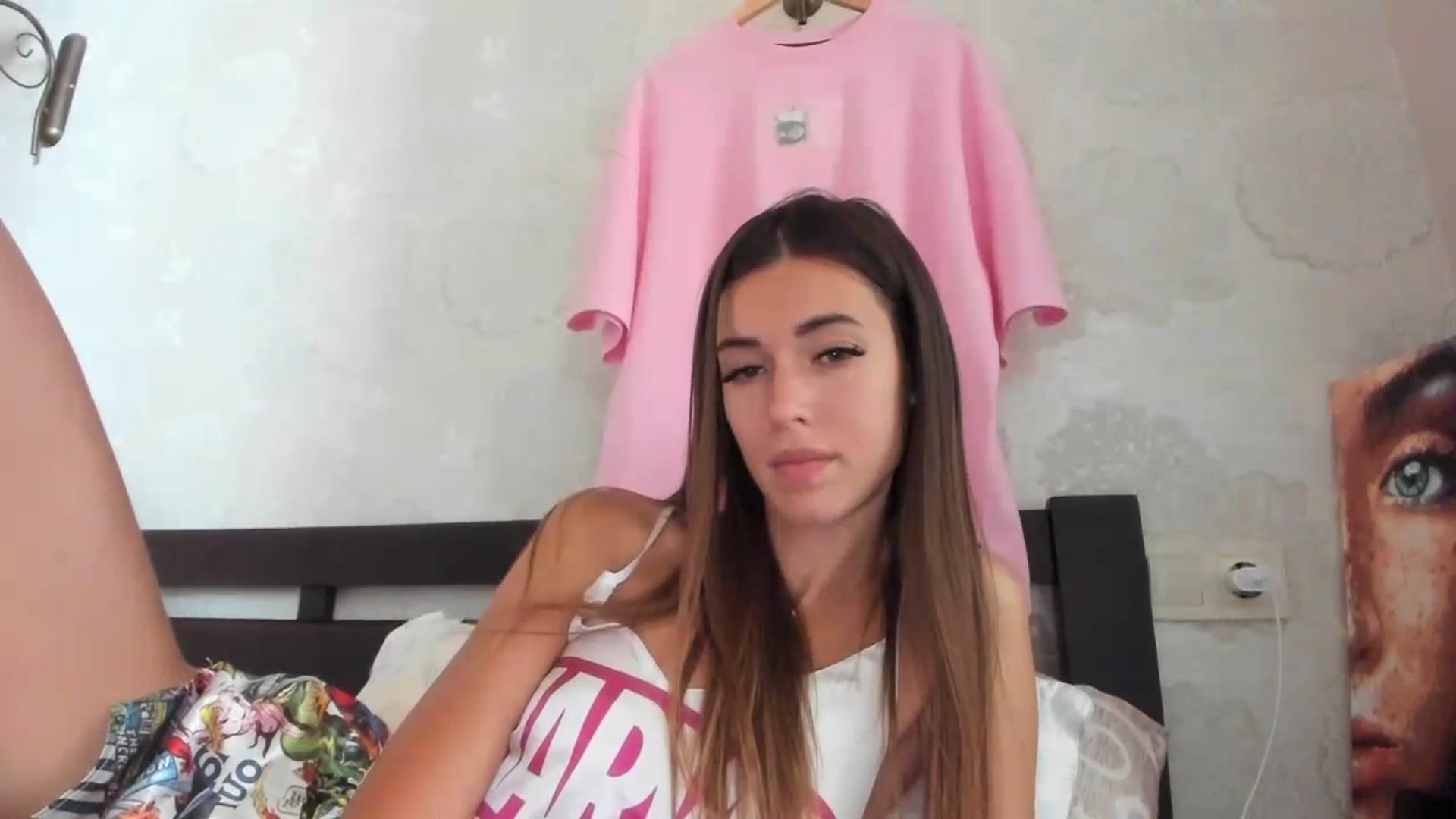 Gallery image thumbnail from Onekiss1's myfreecams stream on, 09/10/2023, 09:07 image 4 of 20