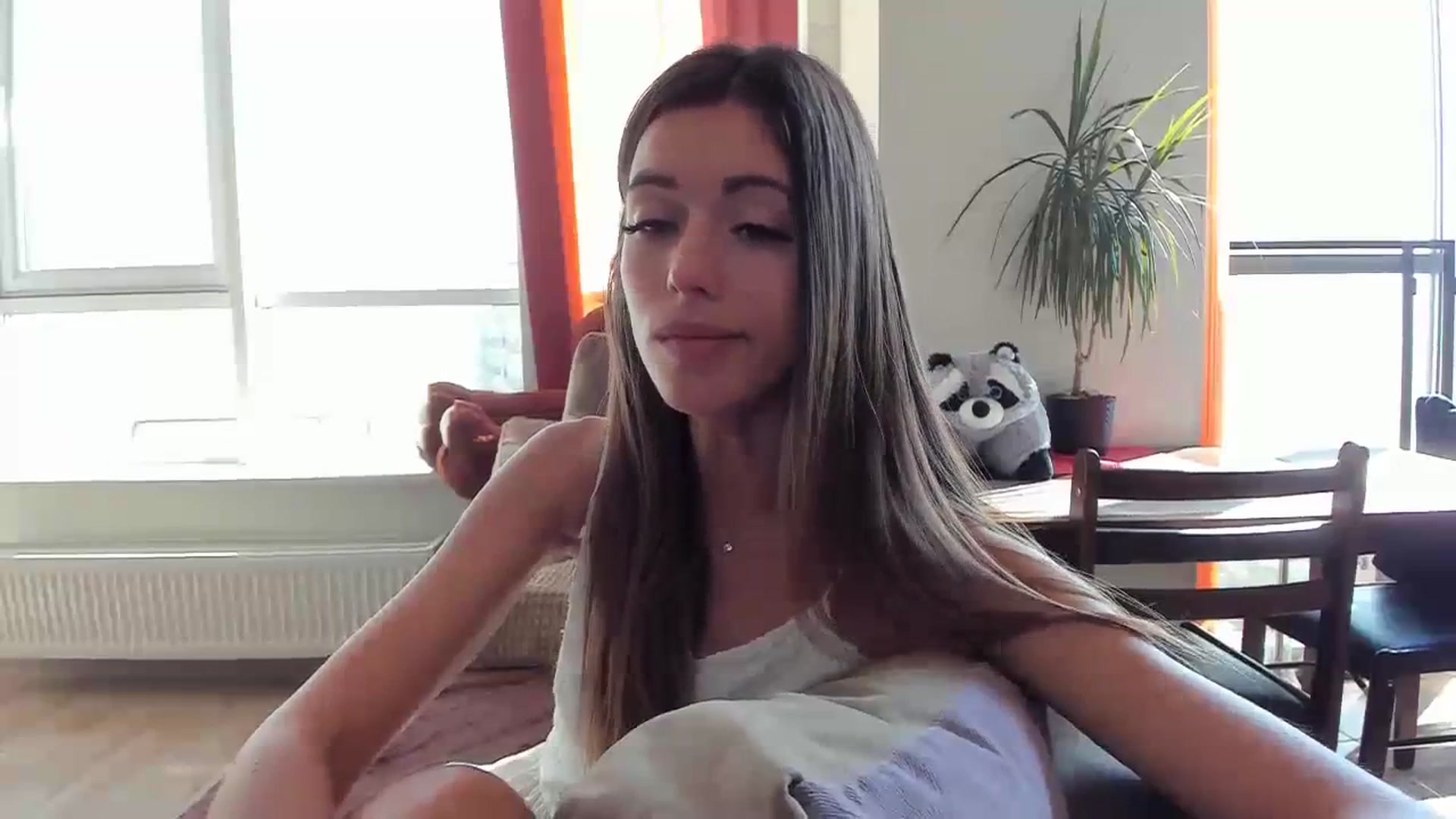 Gallery image thumbnail from Onekiss1's myfreecams stream on, 09/12/2023, 08:12 image 3 of 20