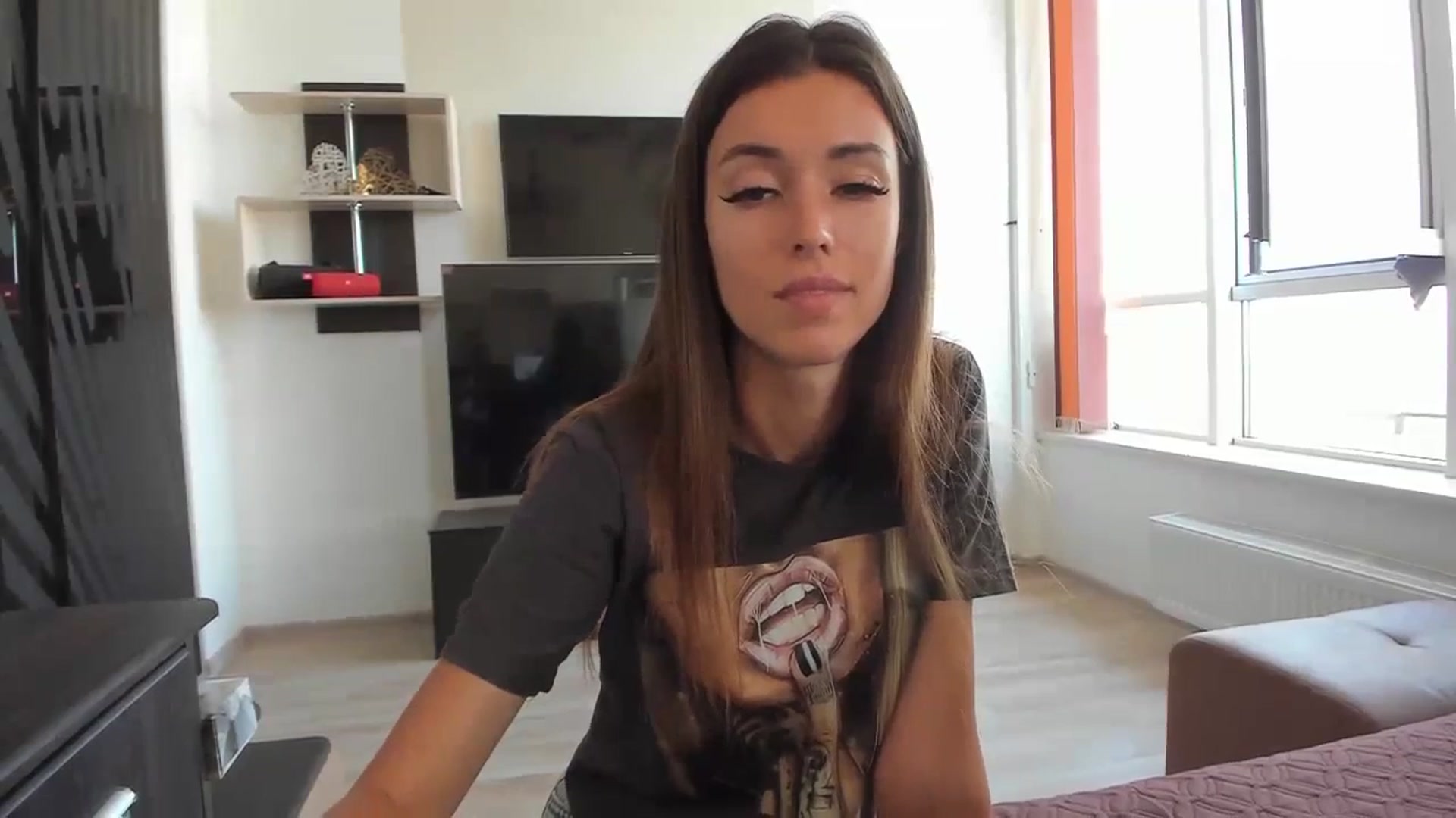 Gallery image thumbnail from Onekiss1's myfreecams stream on, 09/14/2023, 11:08 image 16 of 20