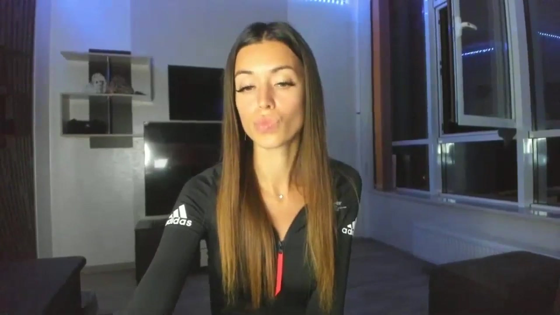 Gallery image thumbnail from Onekiss1's myfreecams stream on, 09/14/2023, 18:52 image 4 of 20