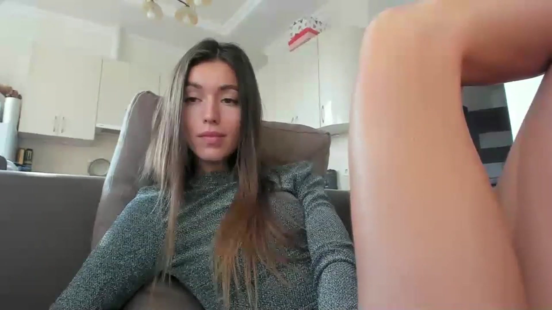 Gallery image thumbnail from Onekiss1's myfreecams stream on, 10/03/2023, 08:04 image 10 of 20