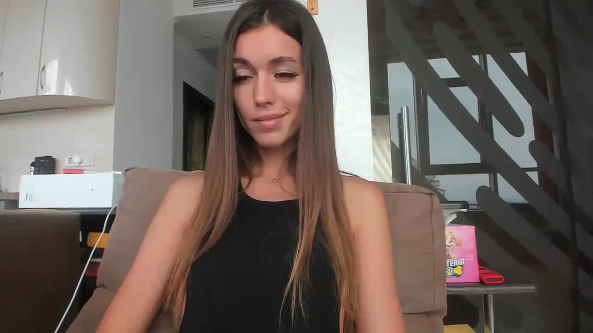 Gallery image thumbnail from Onekiss1's myfreecams stream on, 10/08/2023, 09:50 image 3 of 20