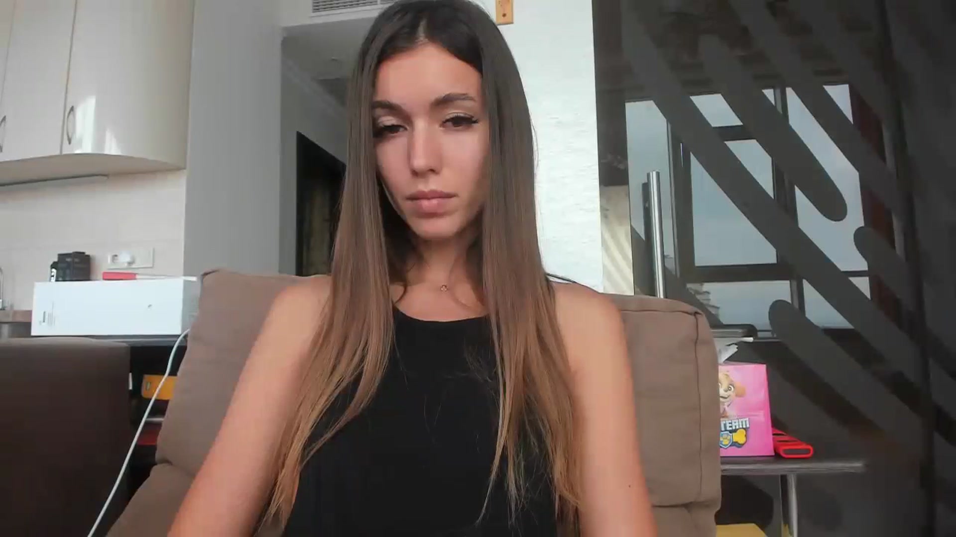 Gallery image thumbnail from Onekiss1's myfreecams stream on, 10/08/2023, 09:50 image 5 of 20