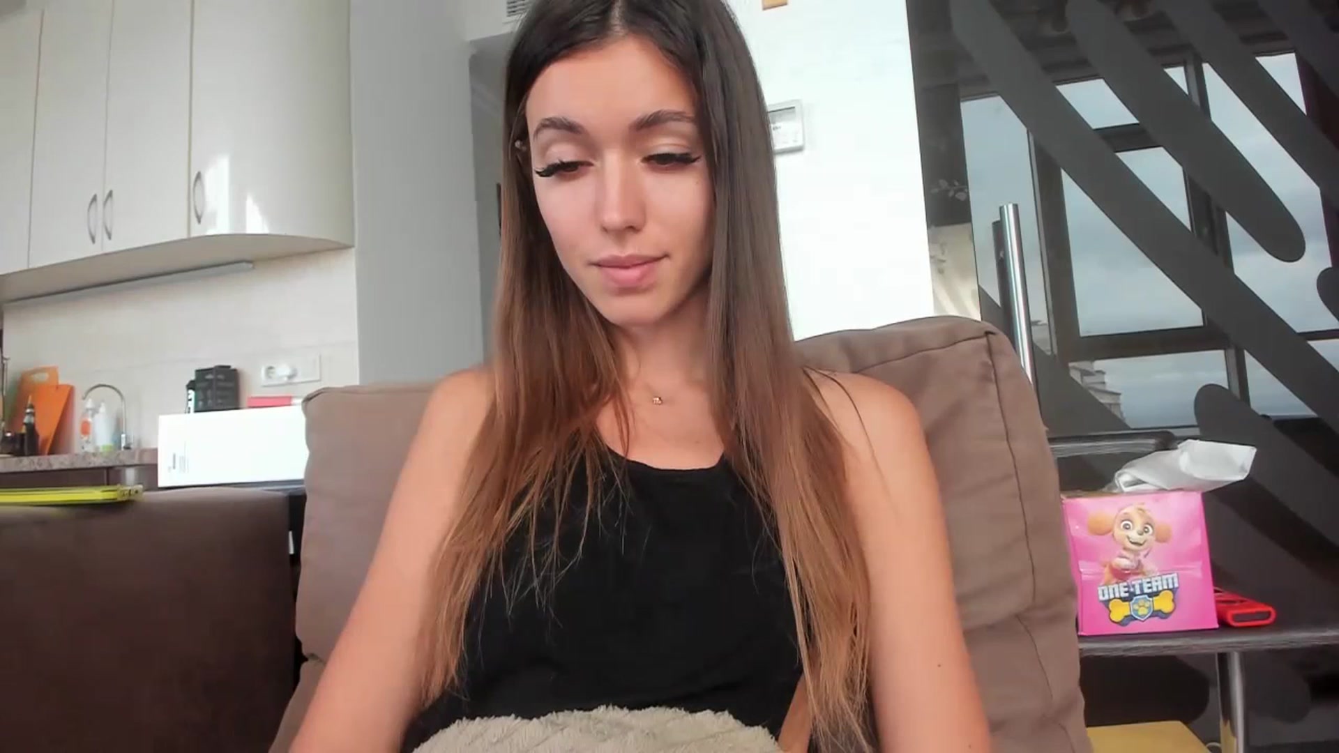 Gallery image thumbnail from Onekiss1's myfreecams stream on, 10/08/2023, 10:29 image 11 of 20