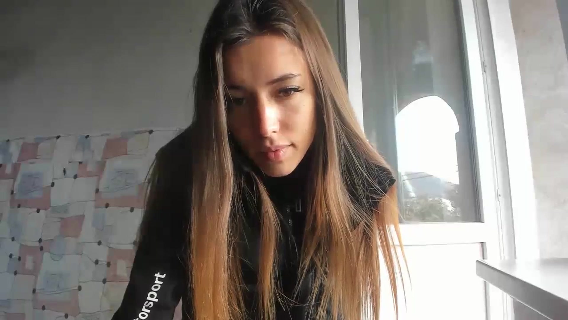 Gallery image thumbnail from Onekiss1's myfreecams stream on, 10/15/2023, 07:26 image 13 of 20