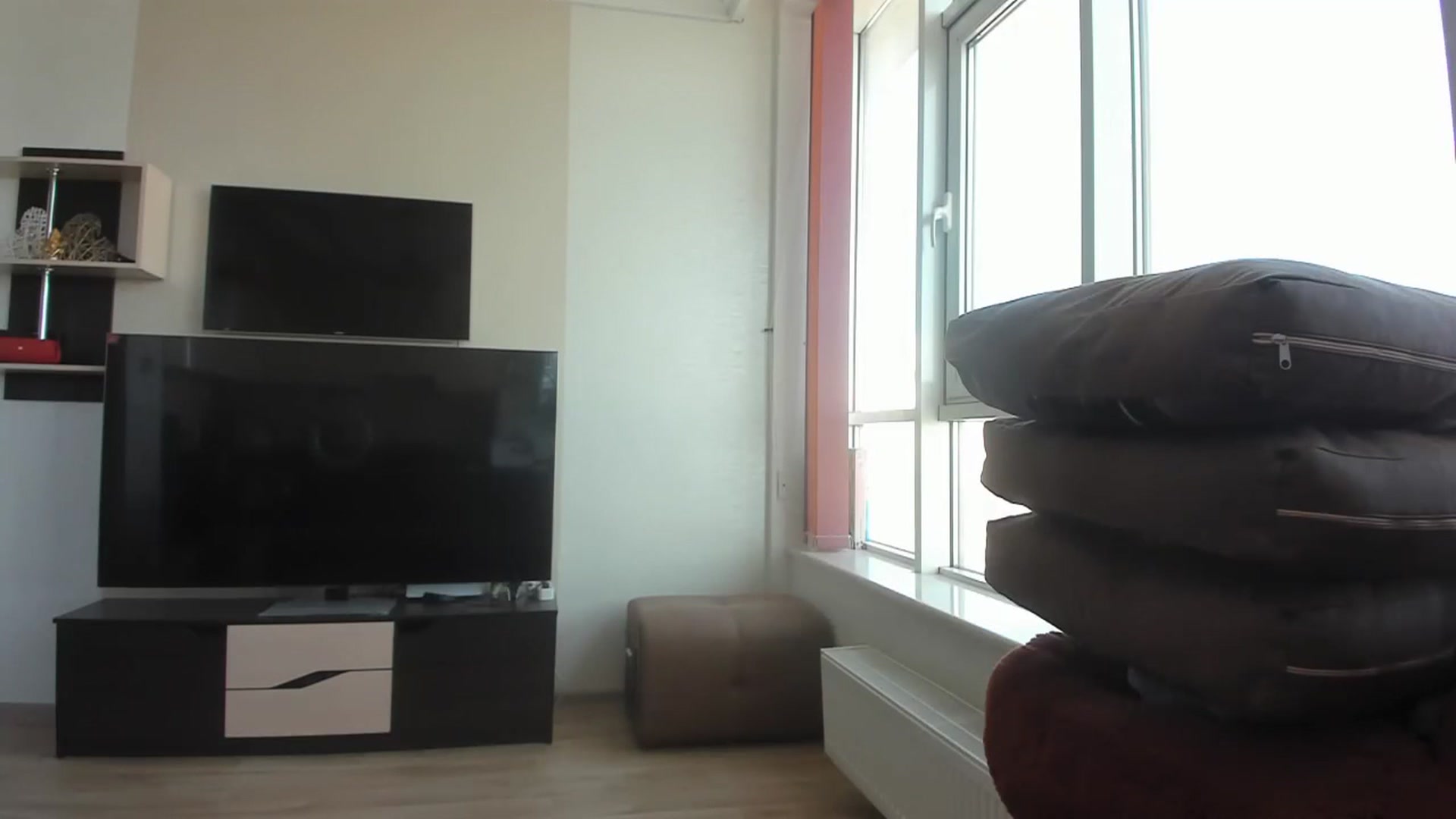 Gallery image thumbnail from Onekiss1's myfreecams stream on, 10/21/2023, 09:05 image 6 of 20