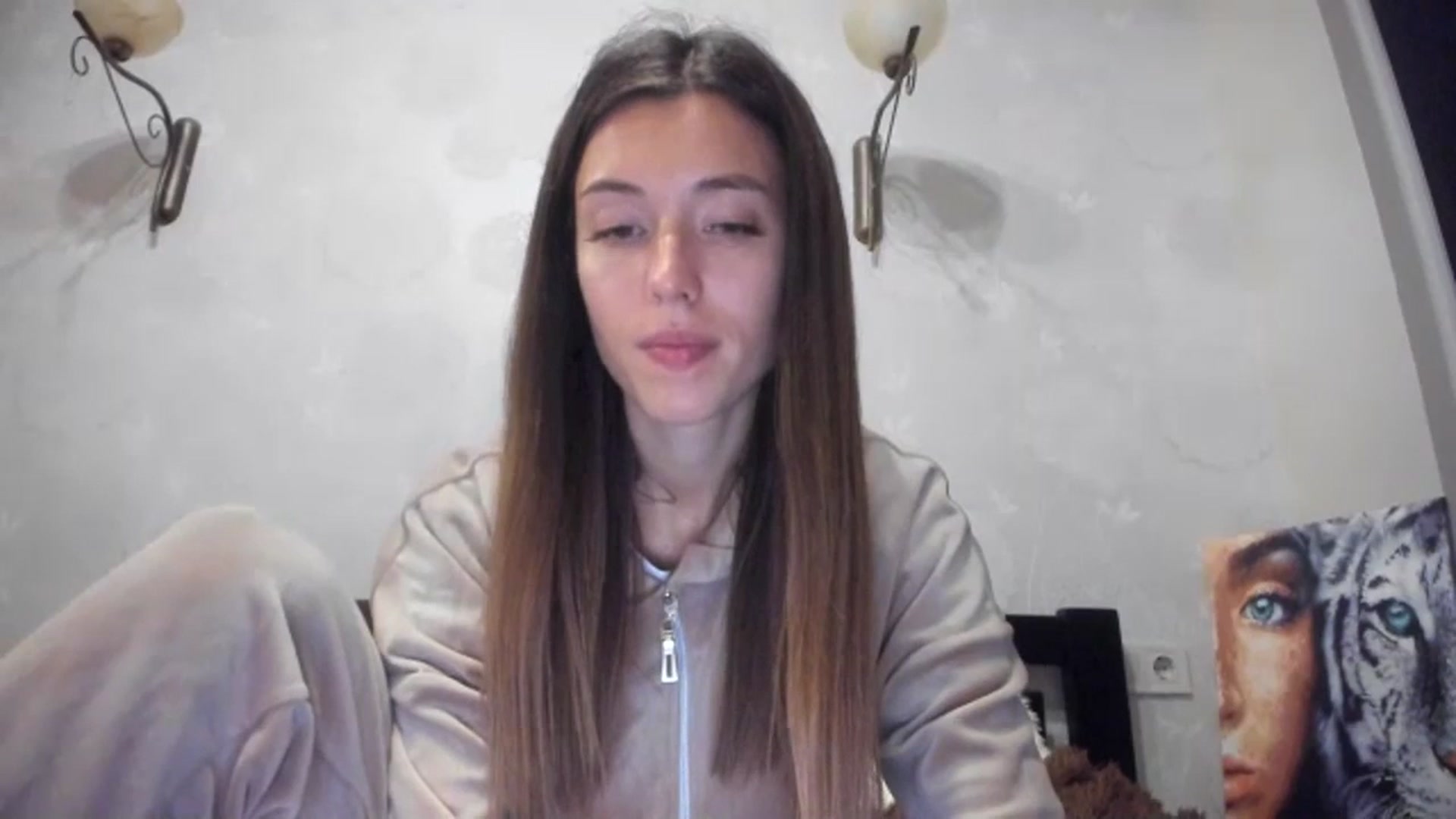 Gallery image thumbnail from Onekiss1's myfreecams stream on, 10/30/2023, 15:16 image 4 of 20