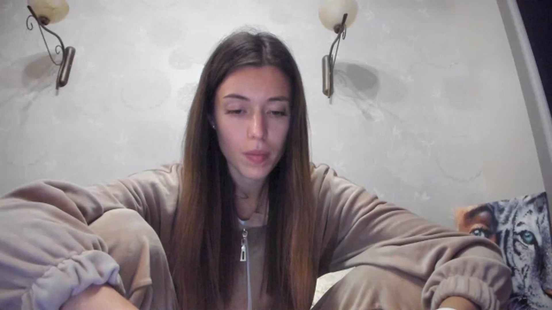 Gallery image thumbnail from Onekiss1's myfreecams stream on, 10/30/2023, 15:16 image 16 of 20