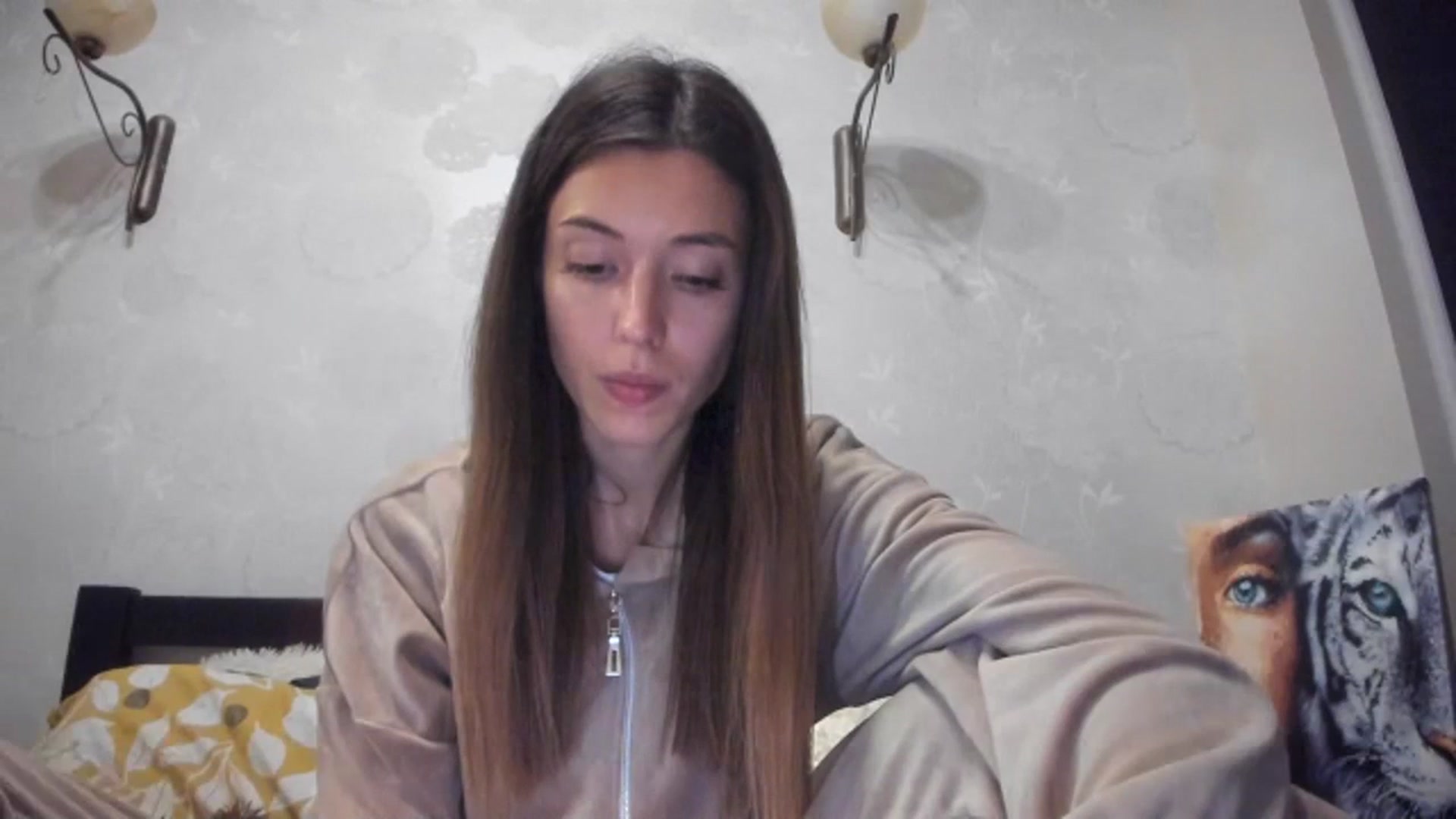 Gallery image thumbnail from Onekiss1's myfreecams stream on, 10/30/2023, 15:16 image 18 of 20