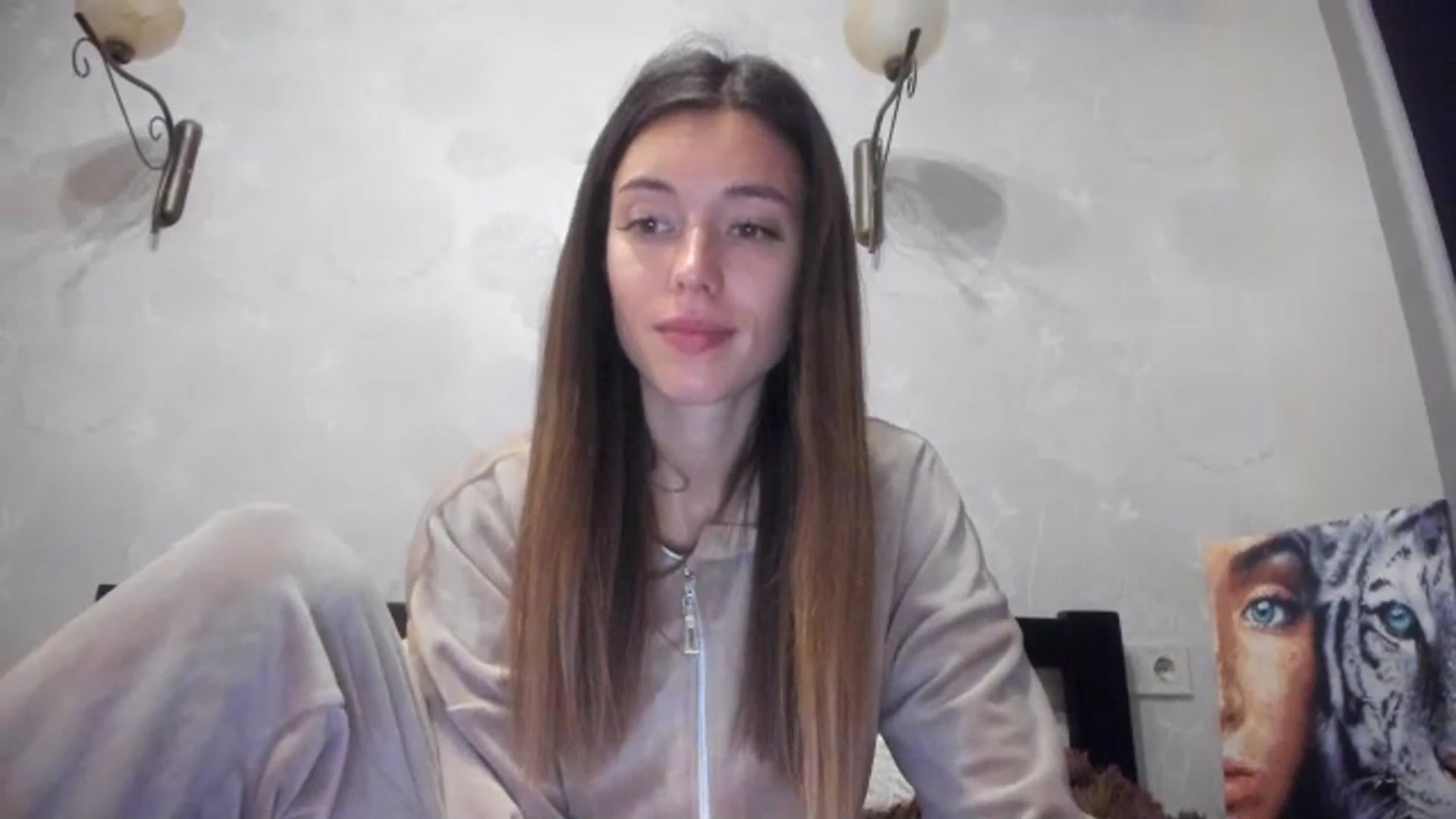 Gallery image thumbnail from Onekiss1's myfreecams stream on, 10/30/2023, 15:16 image 3 of 20