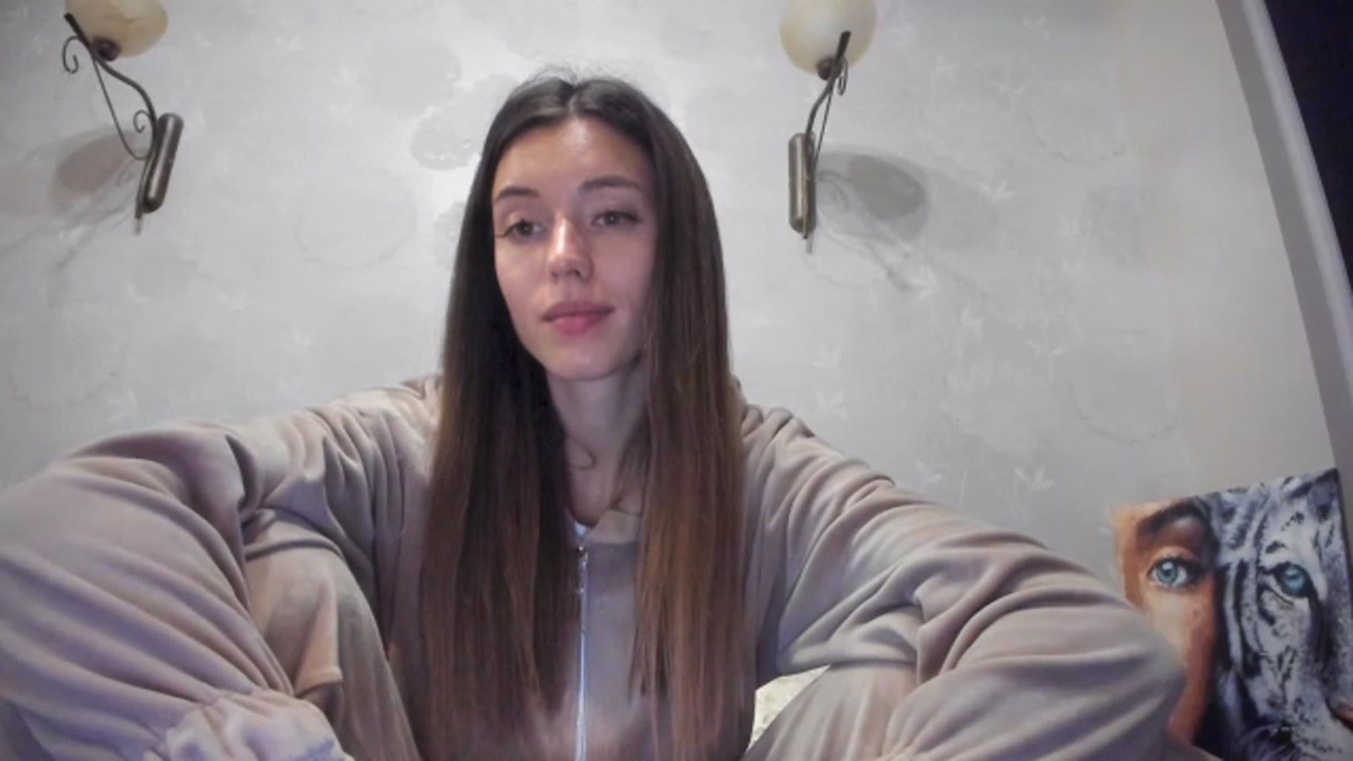 Gallery image thumbnail from Onekiss1's myfreecams stream on, 10/30/2023, 15:16 image 11 of 20