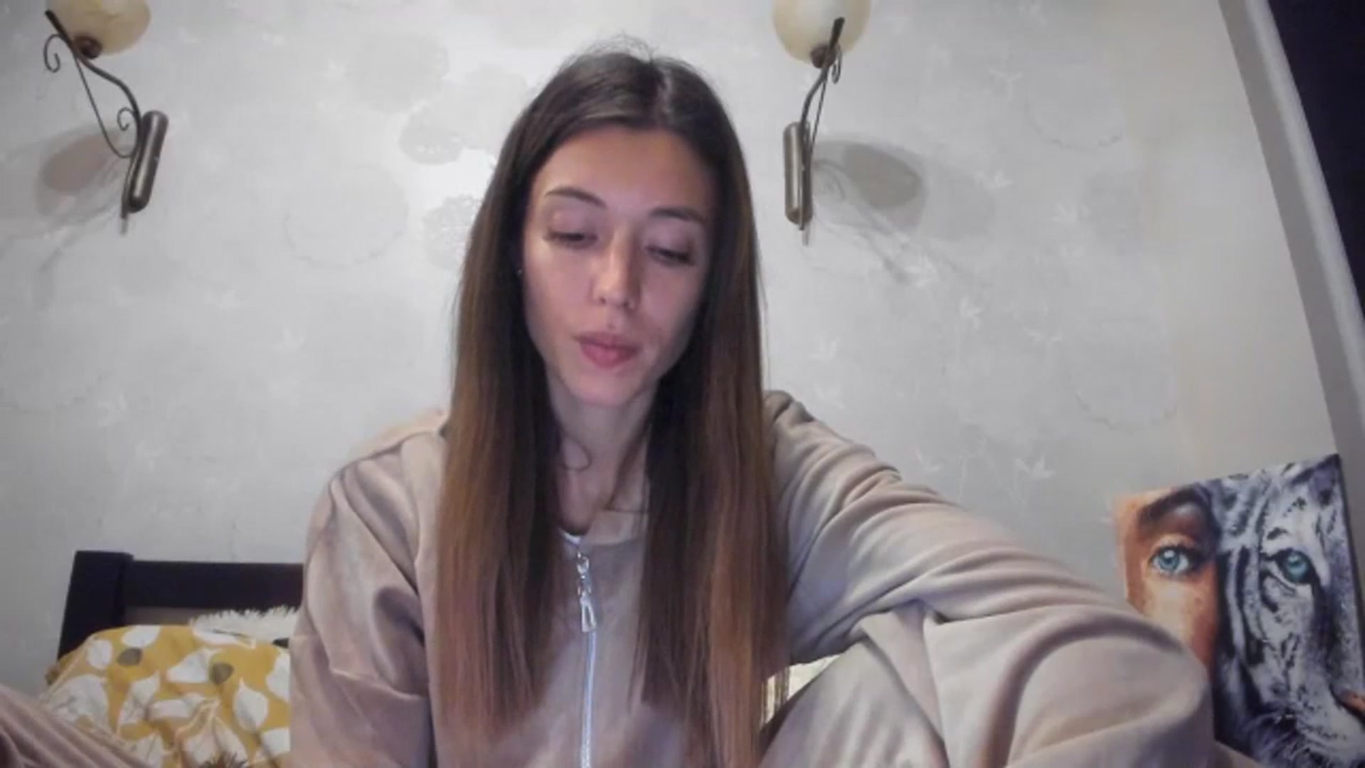 Gallery image thumbnail from Onekiss1's myfreecams stream on, 10/30/2023, 15:16 image 17 of 20
