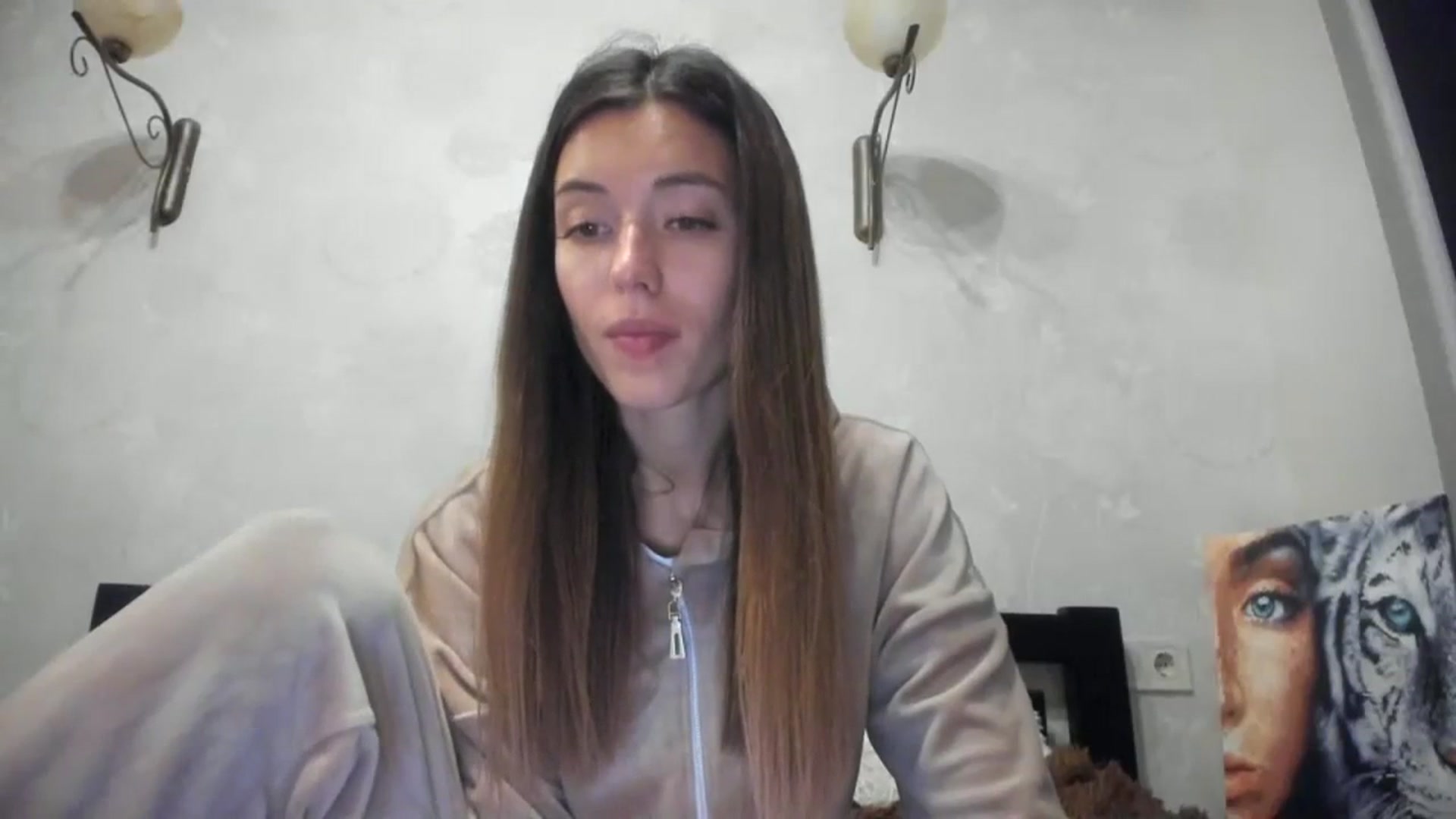 Gallery image thumbnail from Onekiss1's myfreecams stream on, 10/30/2023, 15:16 image 9 of 20